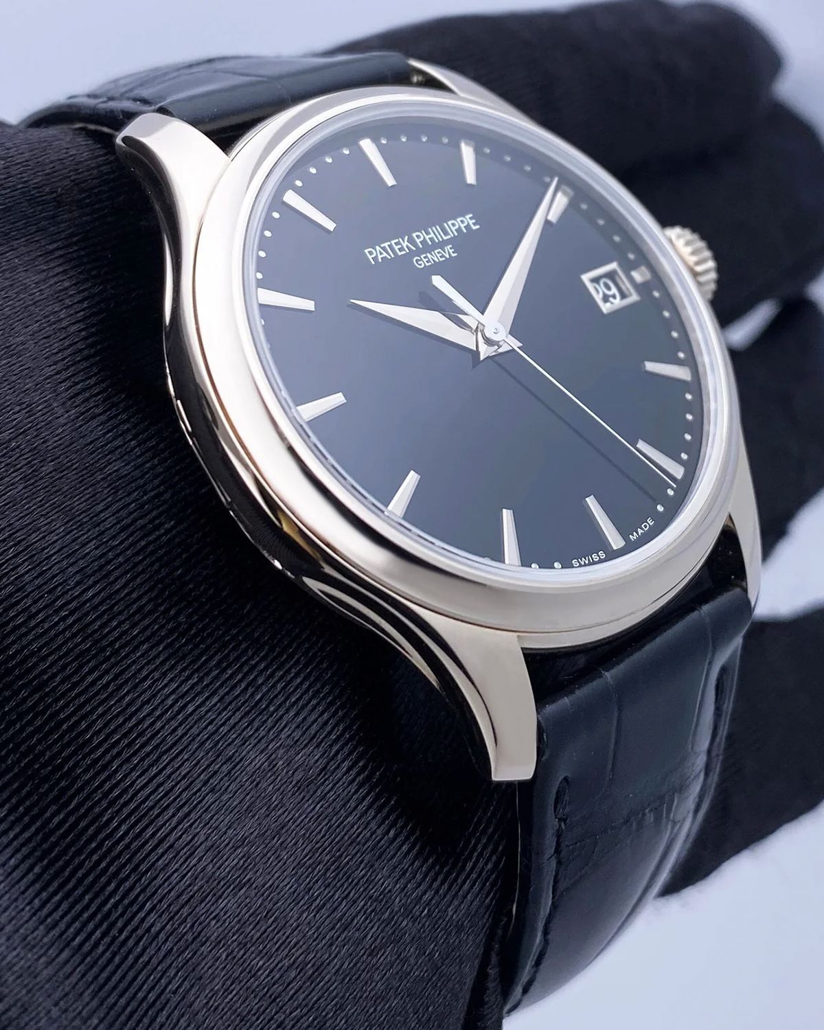 Patek Philippe 5227G-010