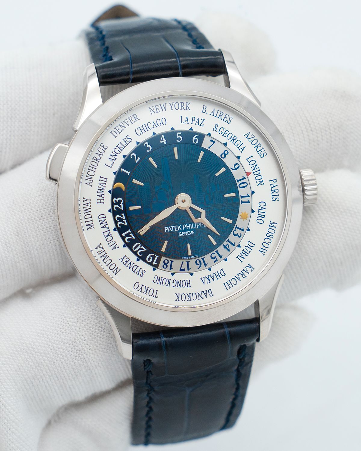 Patek Philippe 5230G-010