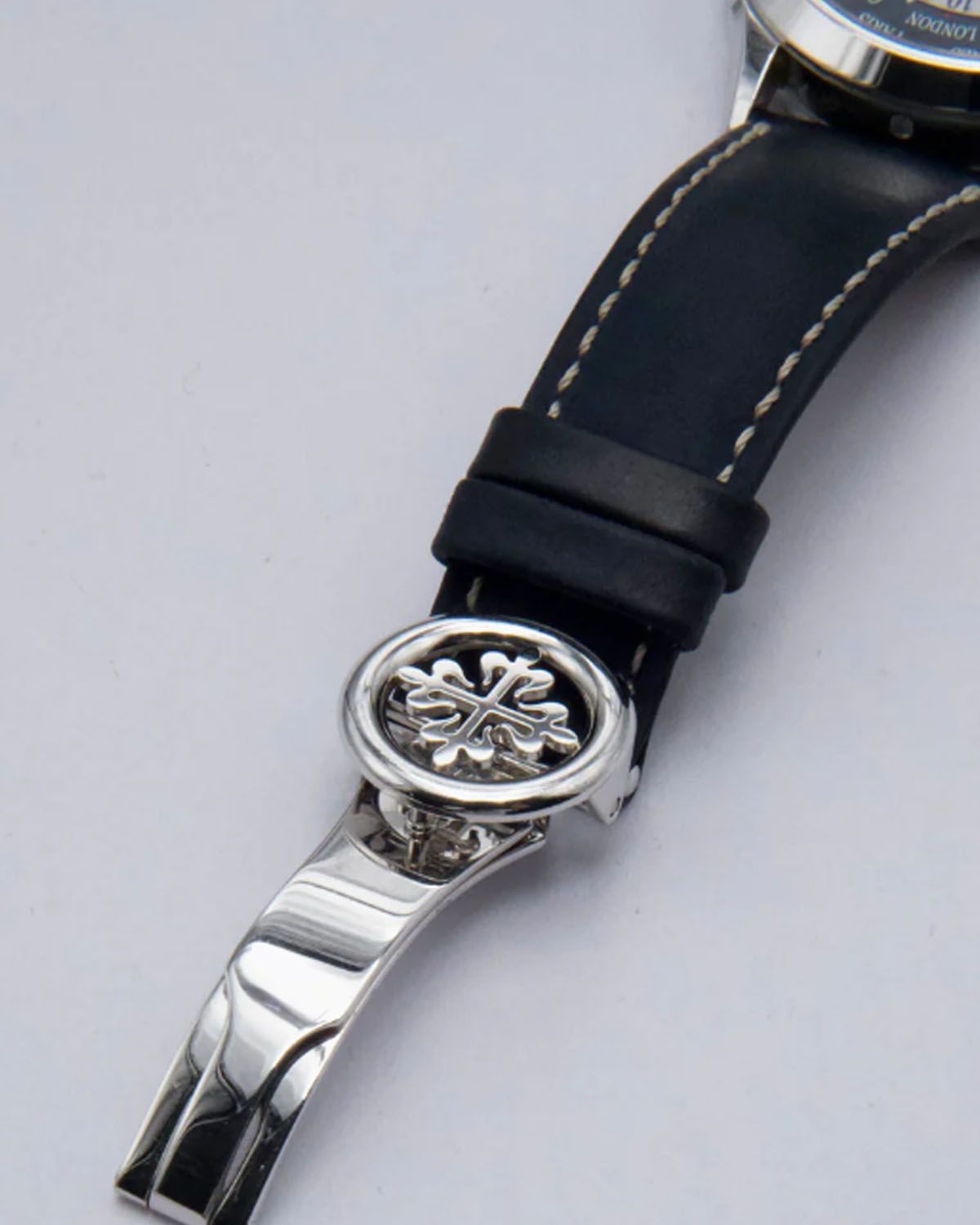 Patek Philippe 5230P-001