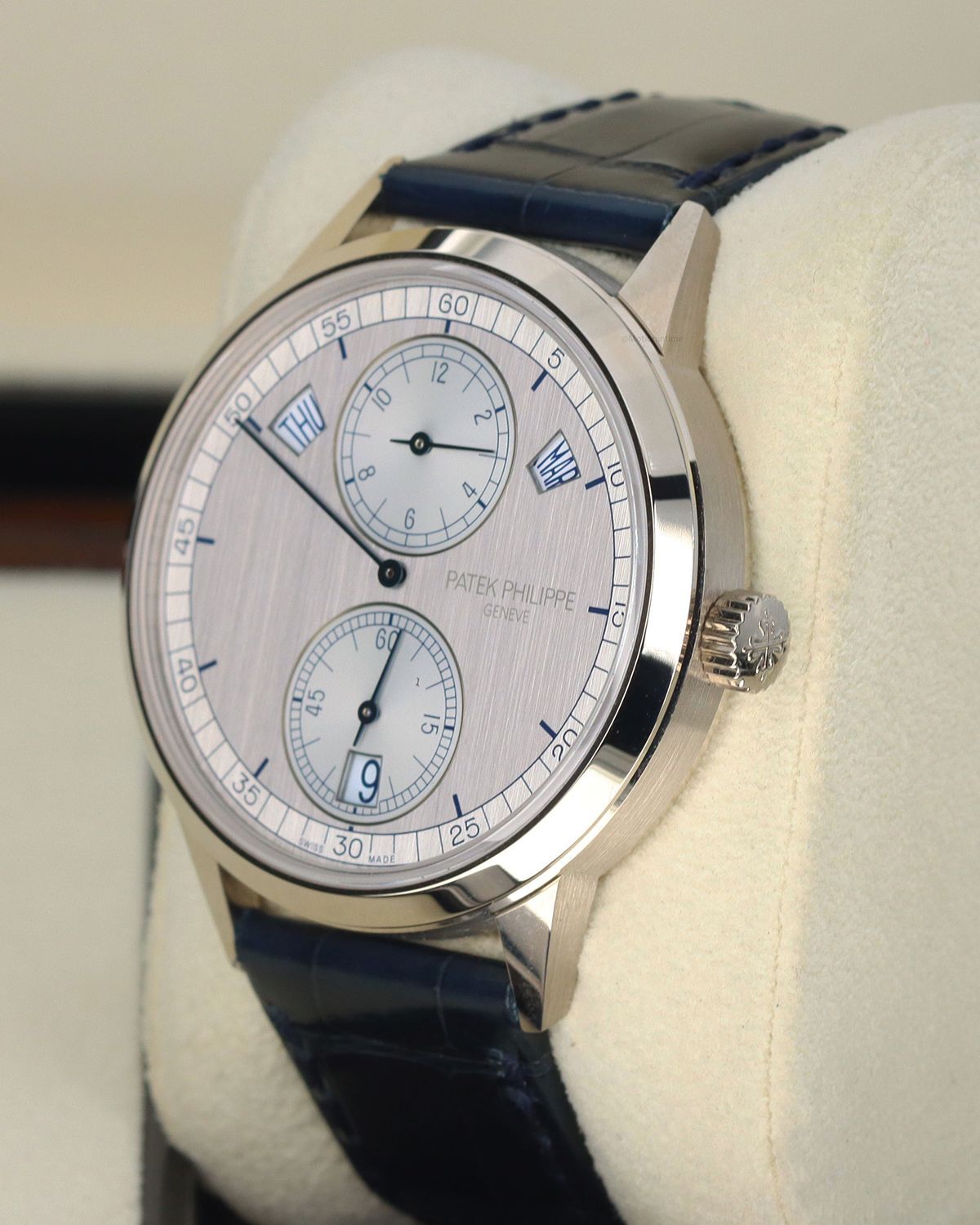 Patek Philippe 5235G-001