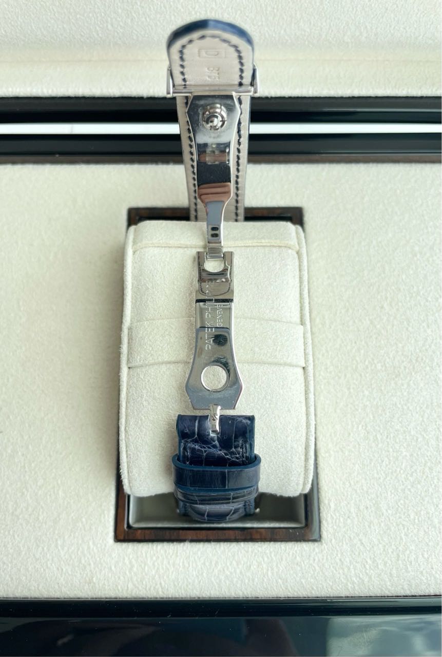 Patek Philippe 5236P-001