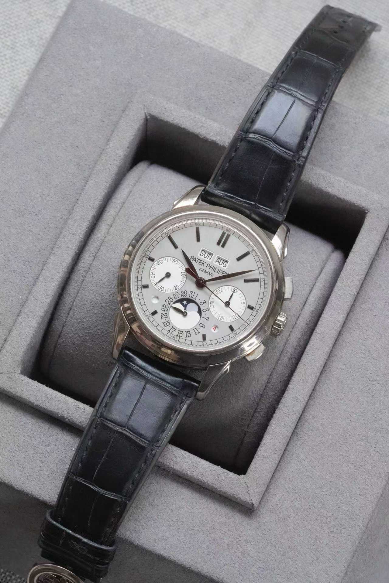 Patek Philippe 5270G