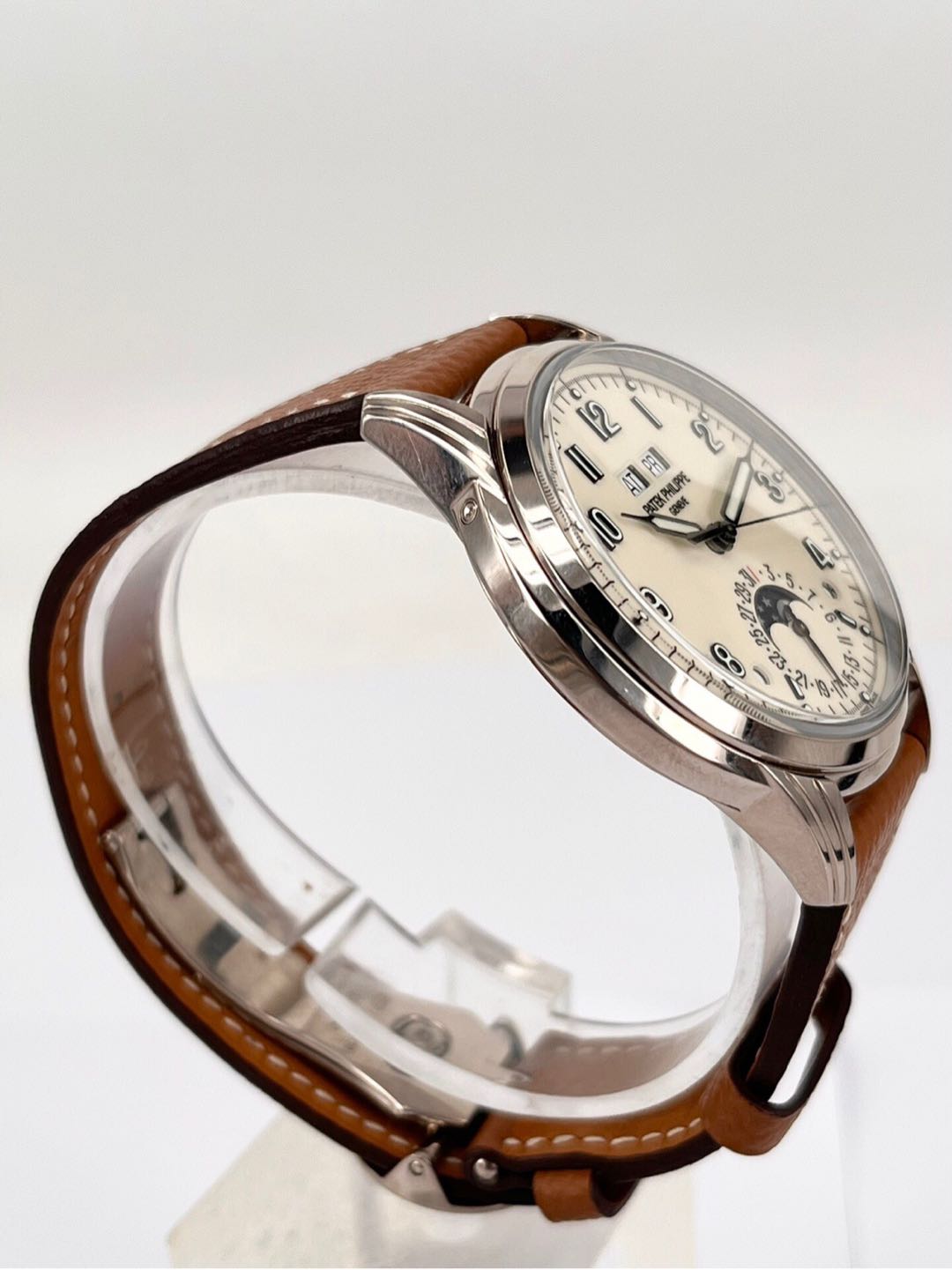 Patek Philippe 5320G-001
