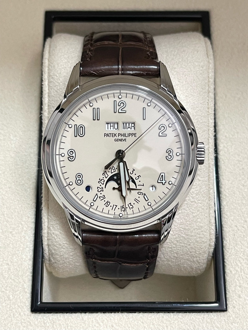 Patek Philippe 5320G