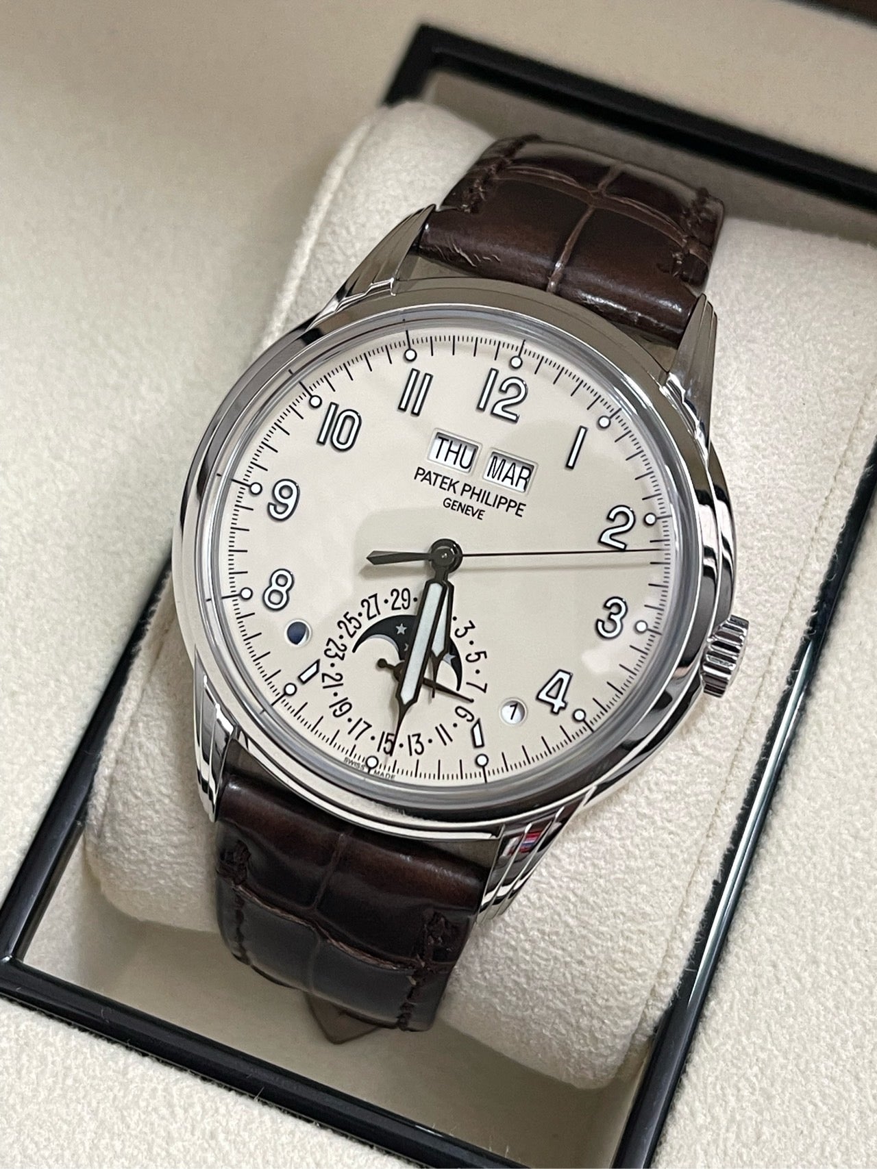 Patek Philippe 5320G