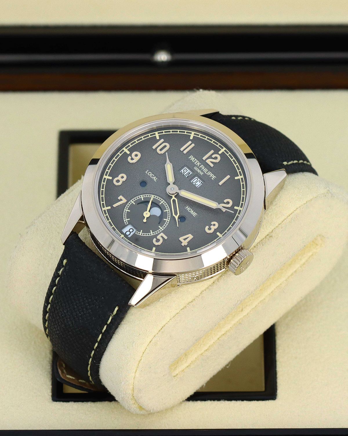Patek Philippe 5326G-001