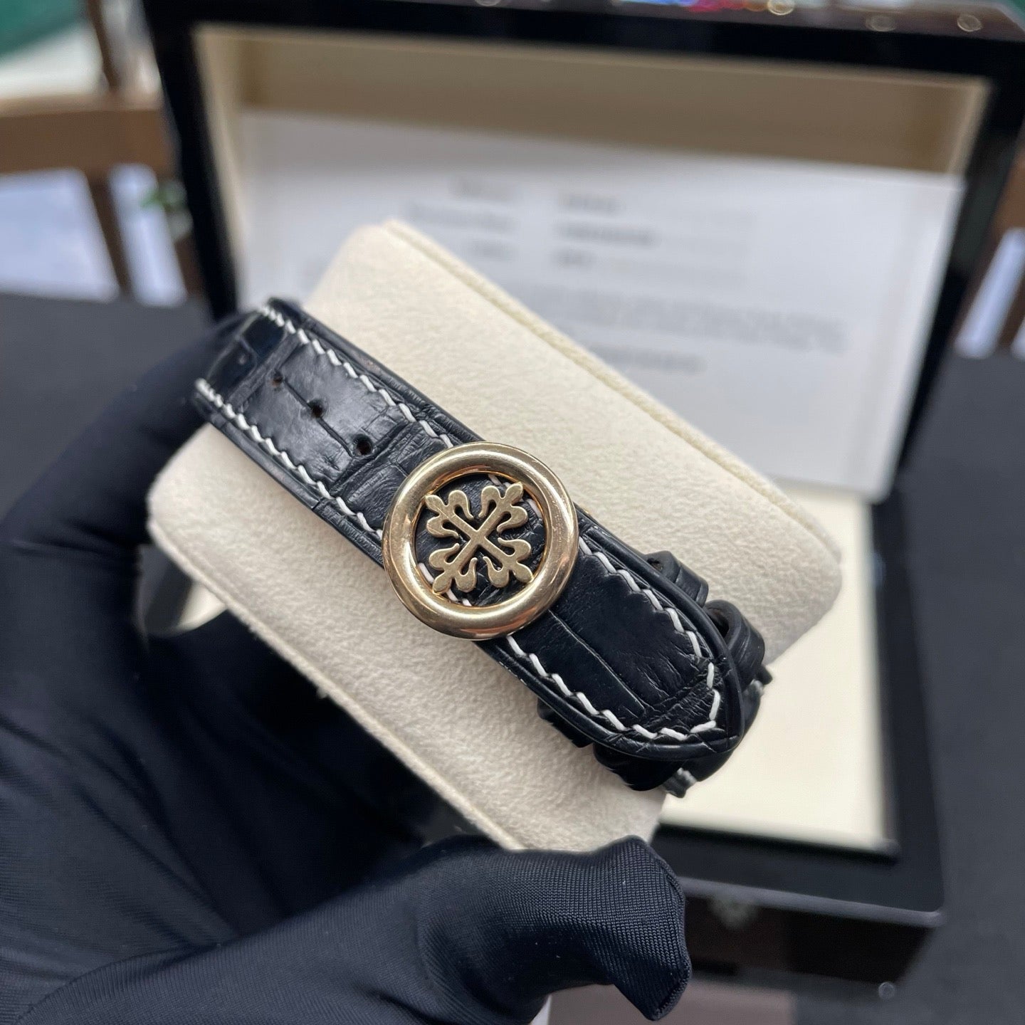 Patek Philippe 5327R-001