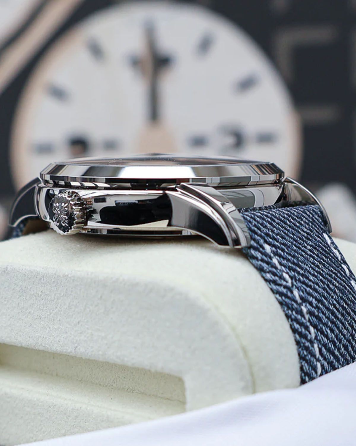 Patek Philippe 5330G-001