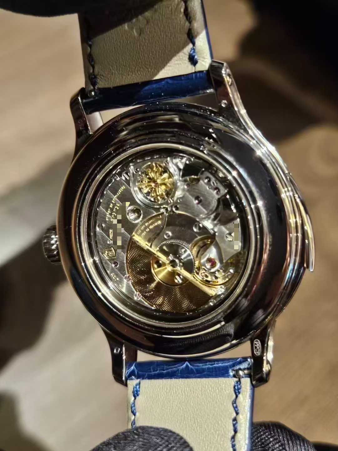 Patek Philippe 5374G