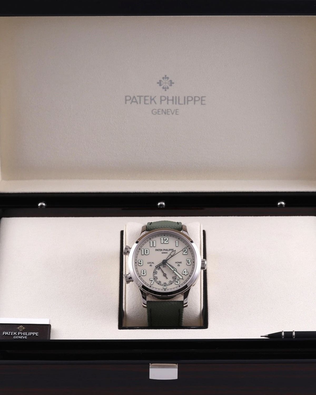 Patek Philippe 5524G-010
