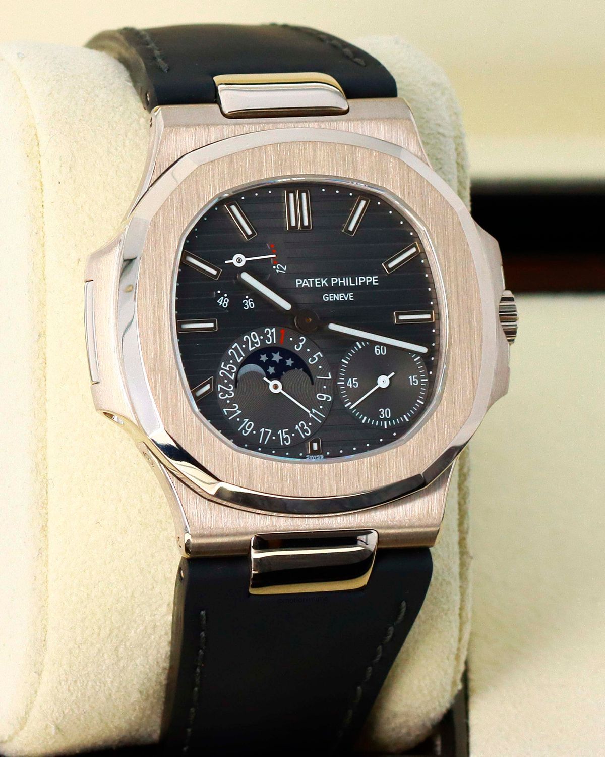 Patek Philippe 5712G-001