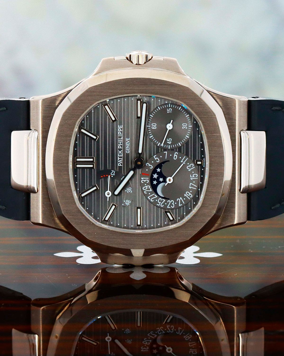 Patek Philippe 5712G-001