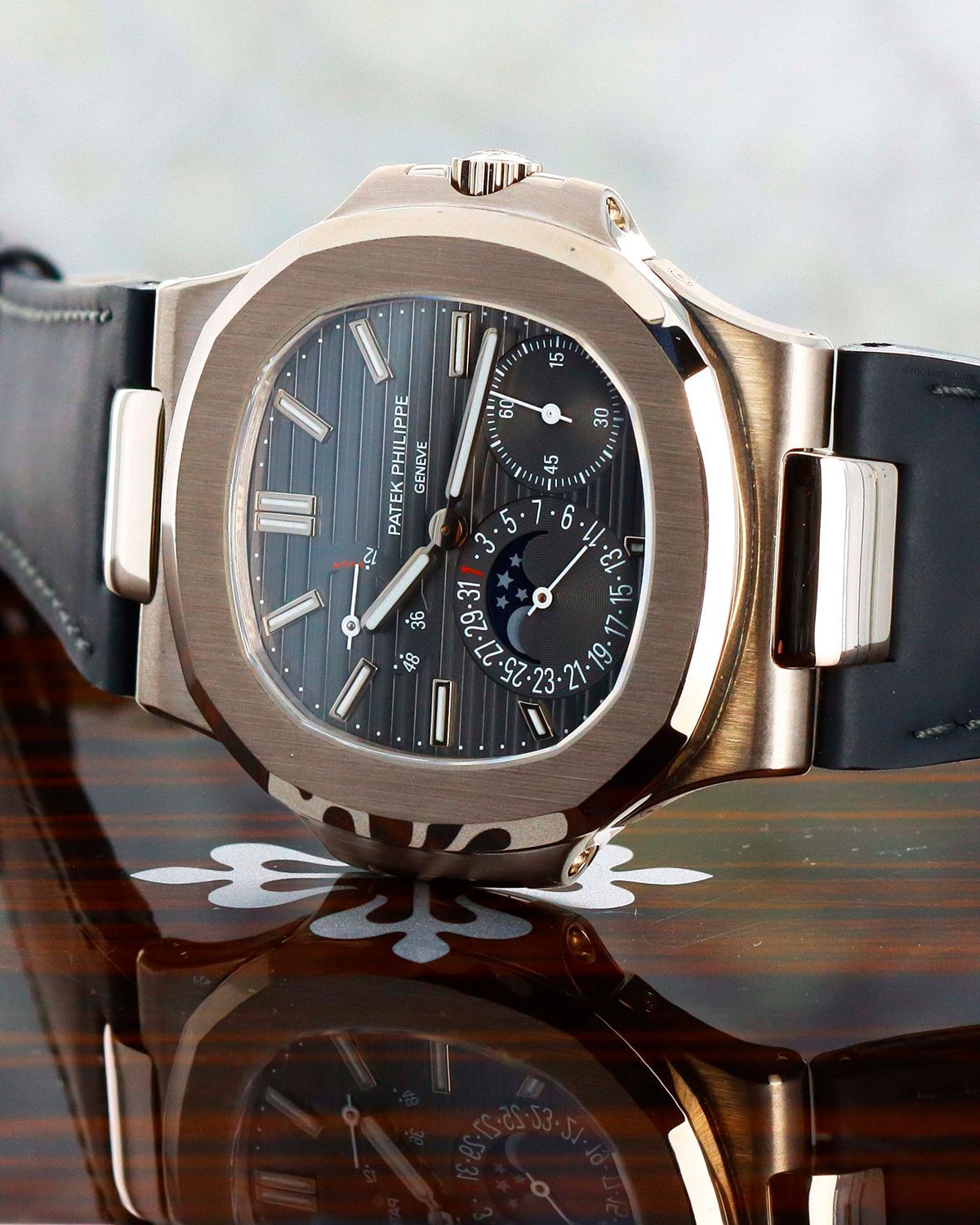 Patek Philippe 5712G-001