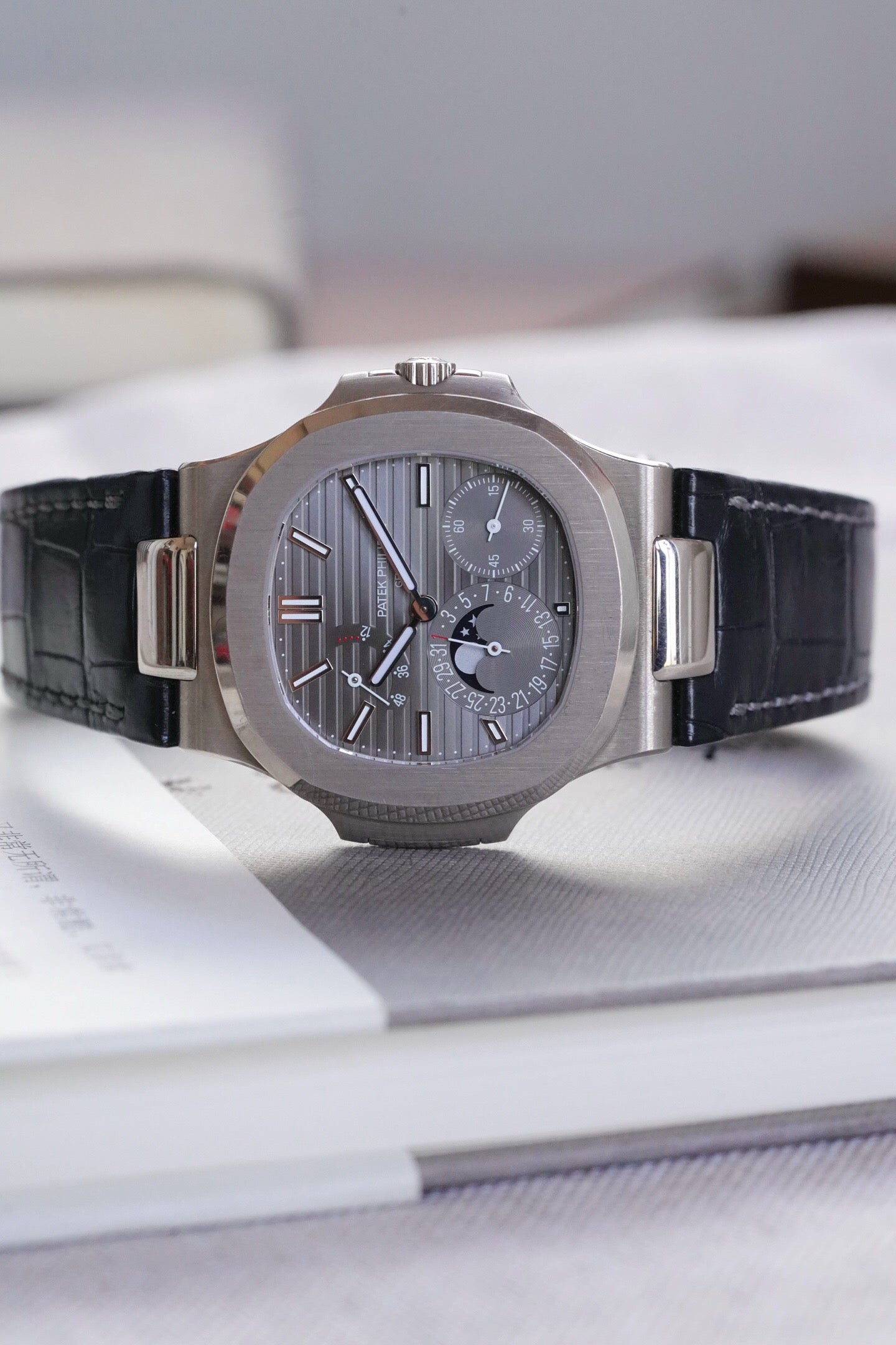 Patek Philippe 5712G-001
