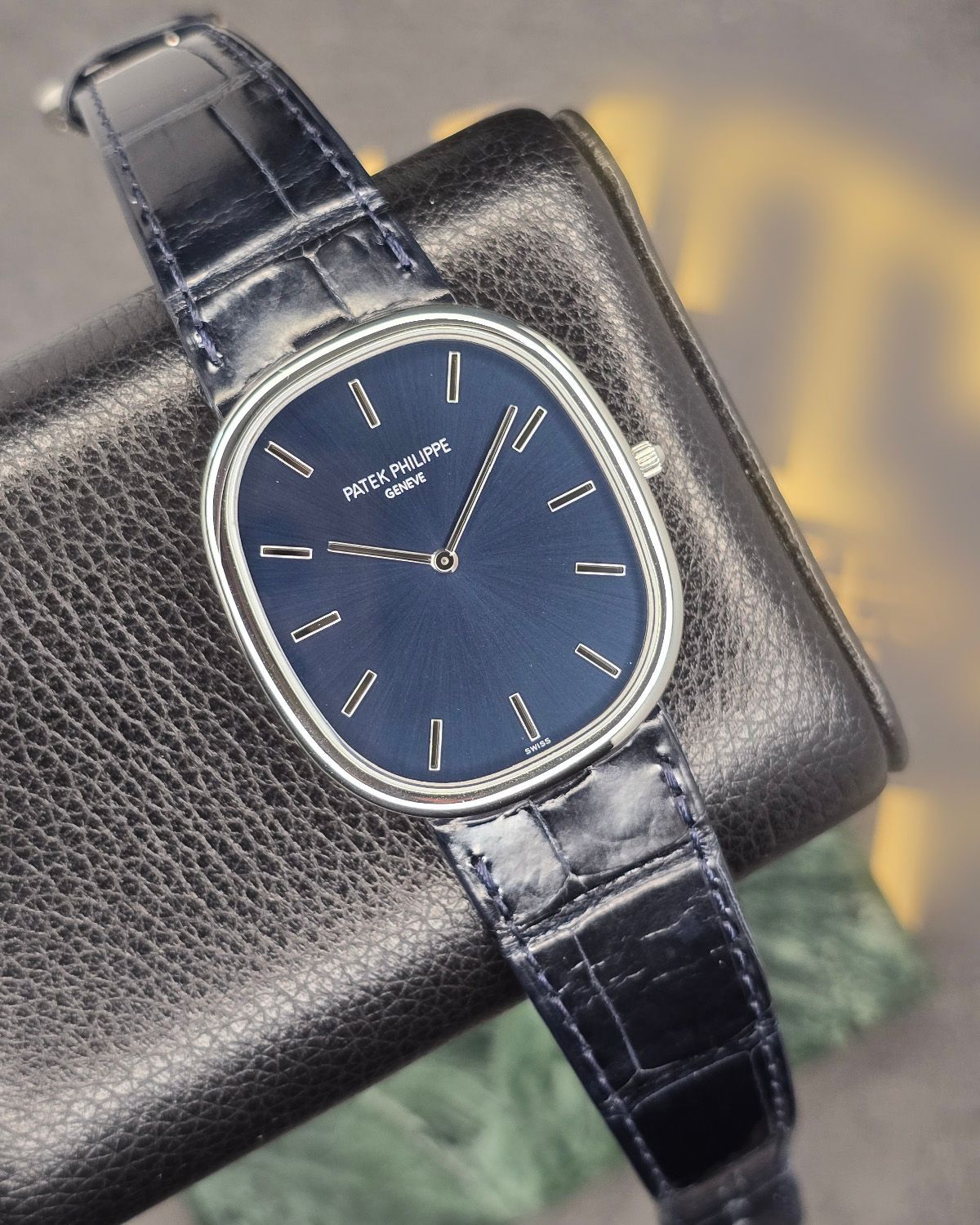 Patek Philippe 5738P-001