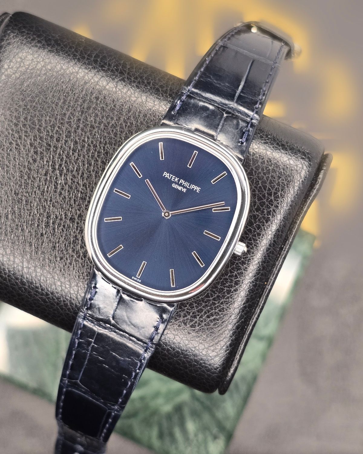 Patek Philippe 5738P-001