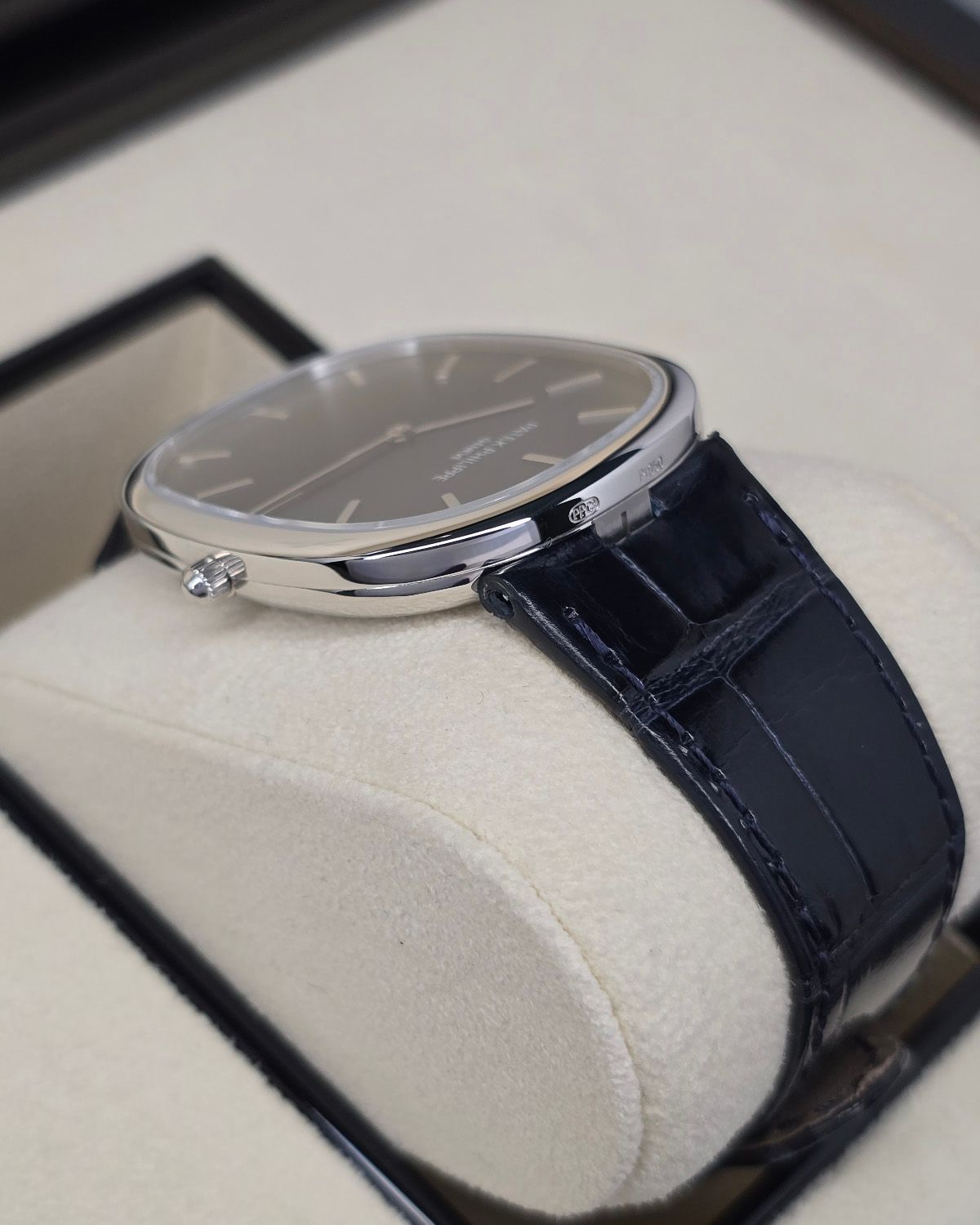 Patek Philippe 5738P-001