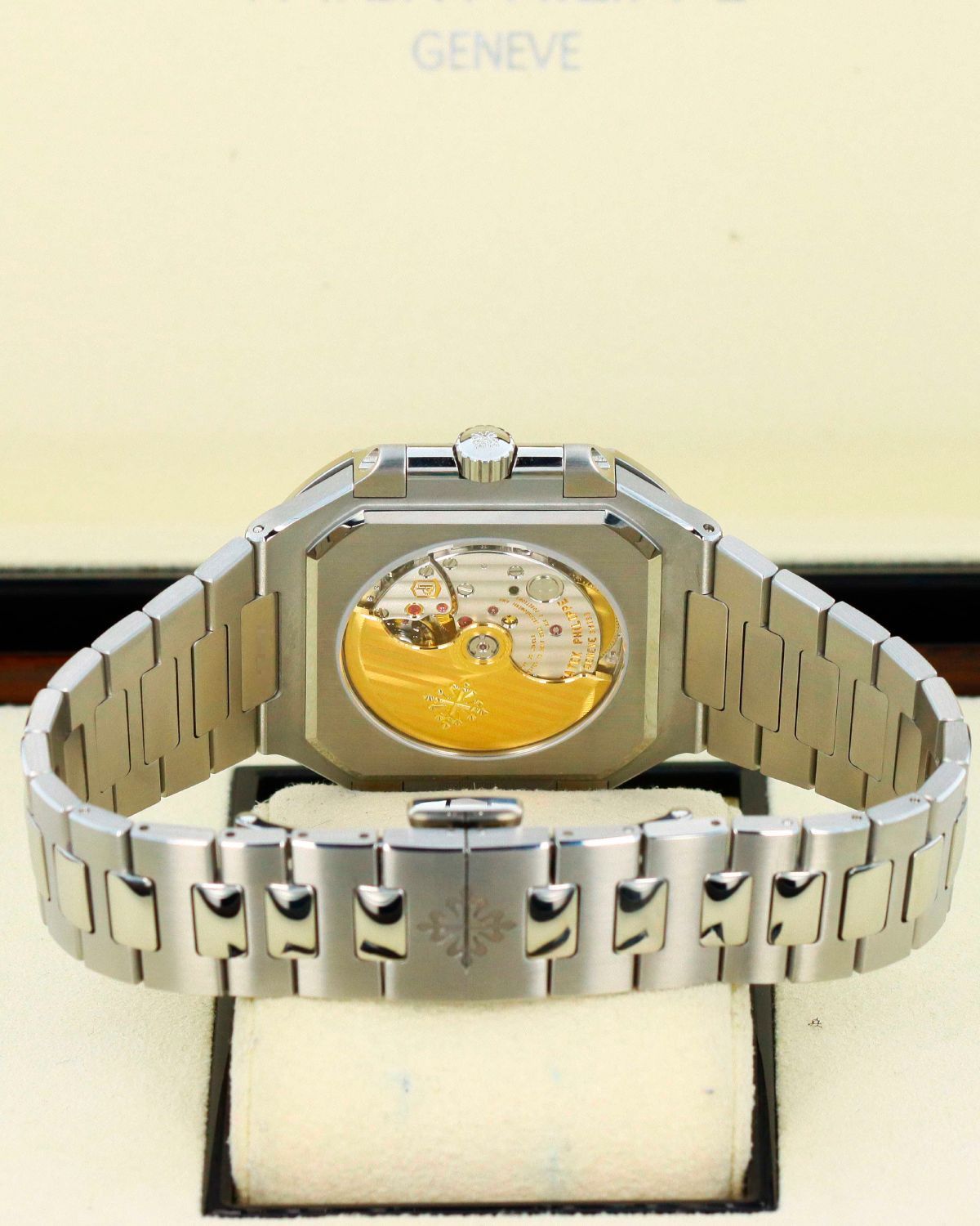 Patek Philippe 5821/1A-001