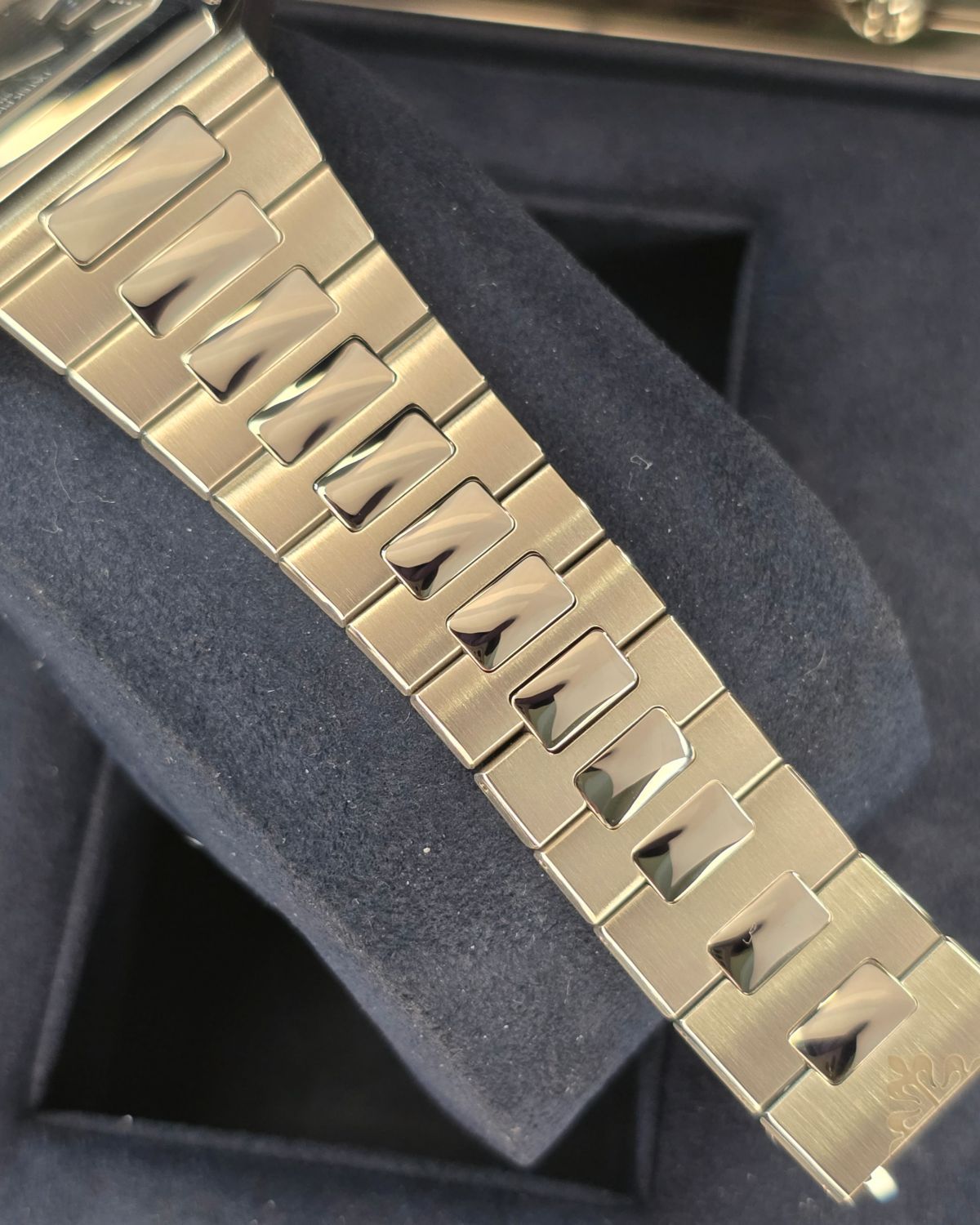 Patek Philippe 5821/1A-001