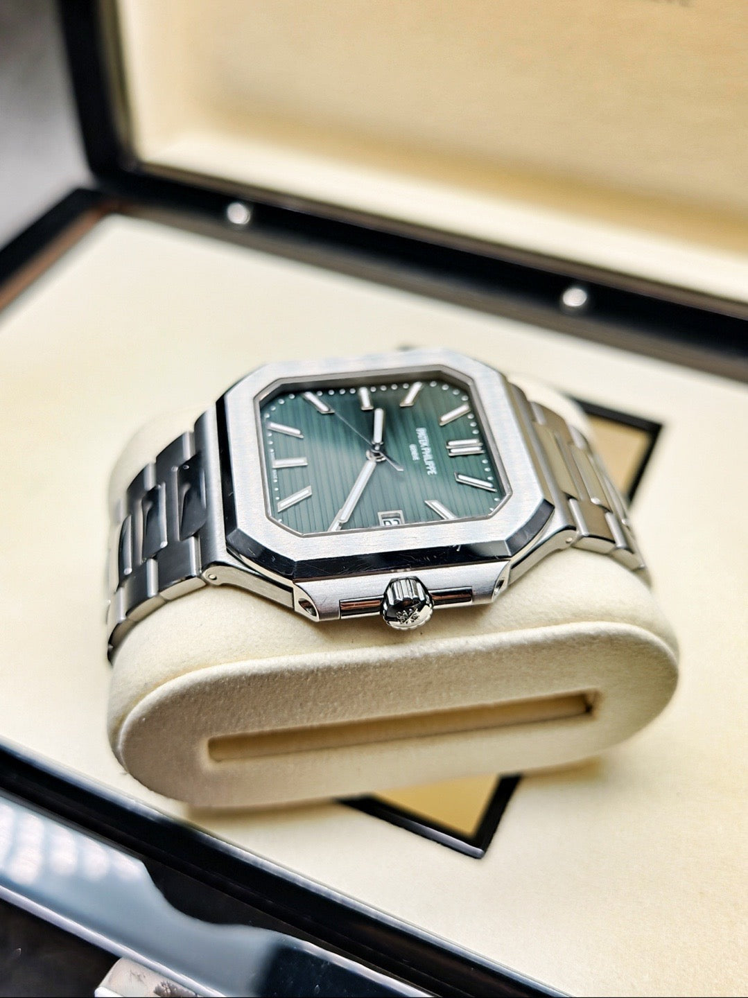 Patek Philippe 5821/1A-001