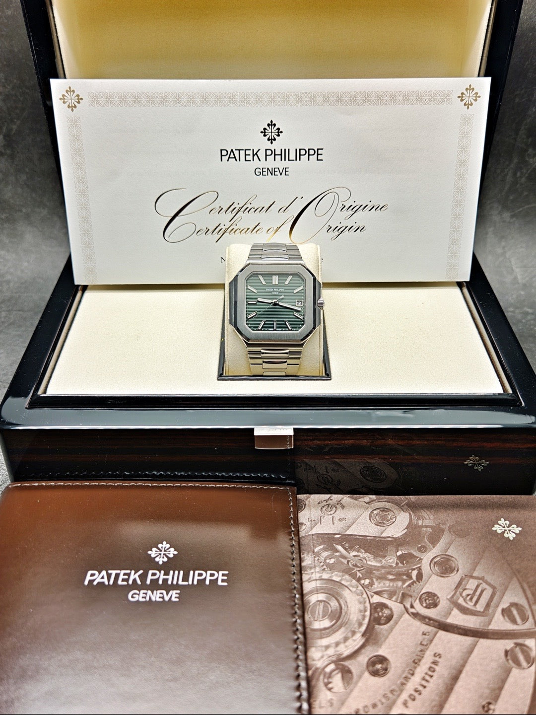 Patek Philippe 5821/1A-001