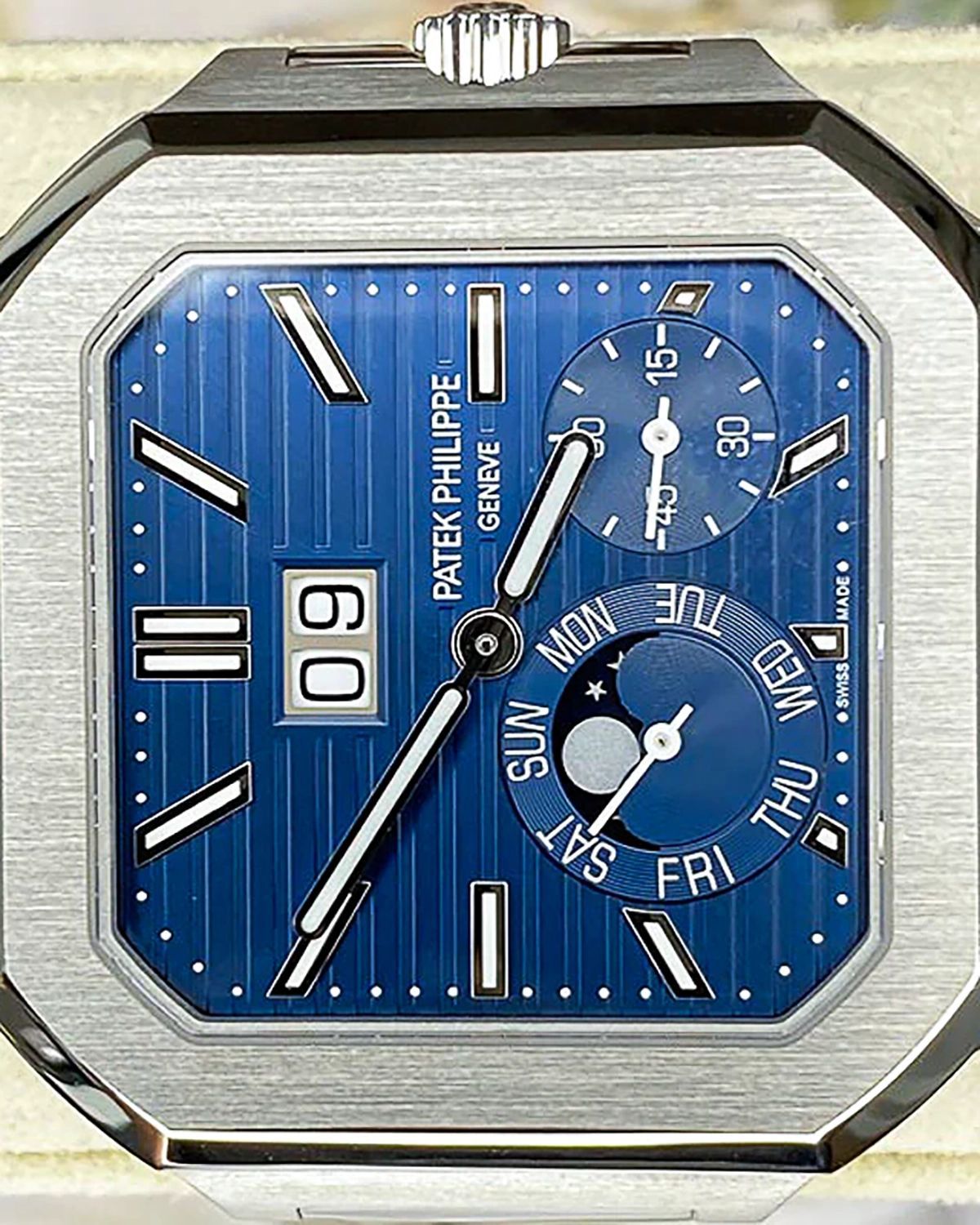 Patek Philippe 5822P-001