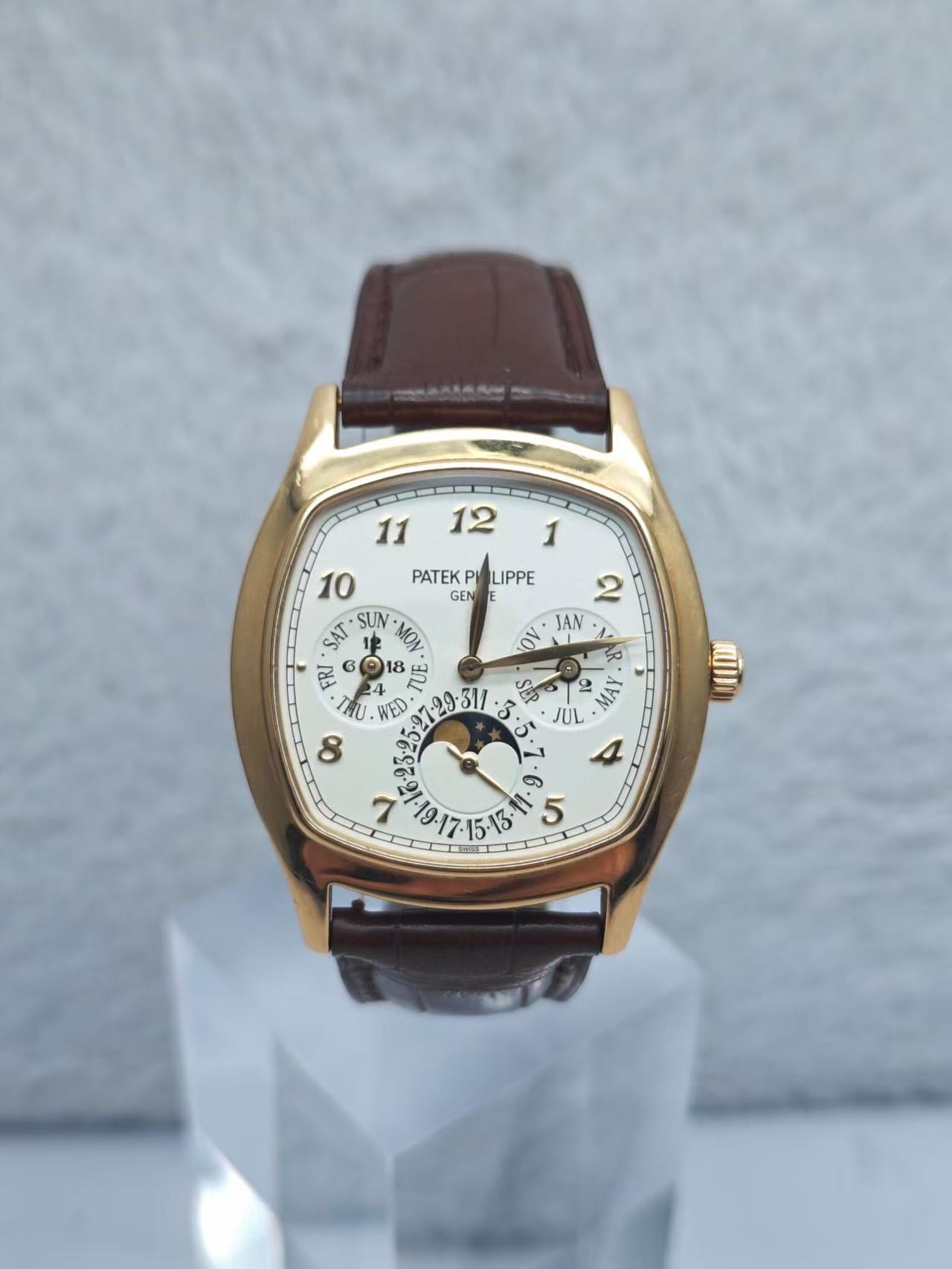 Patek Philippe 5940J-001