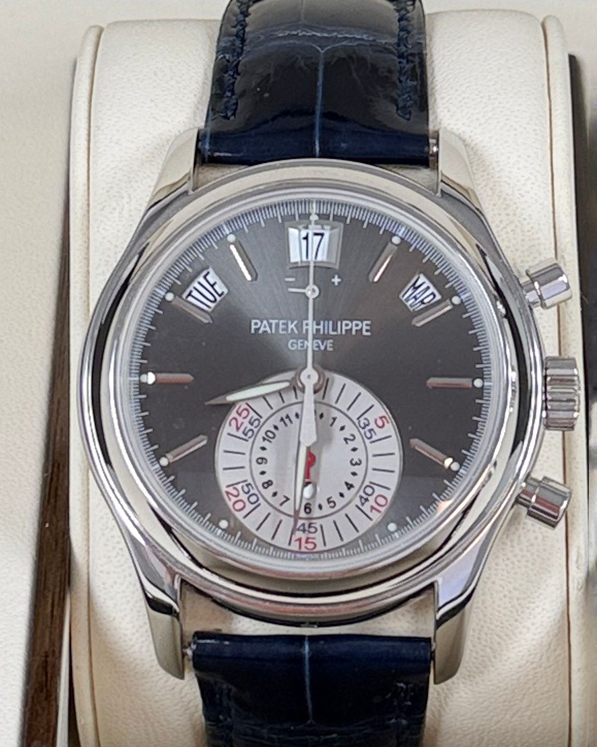 Patek Philippe 5960P-001