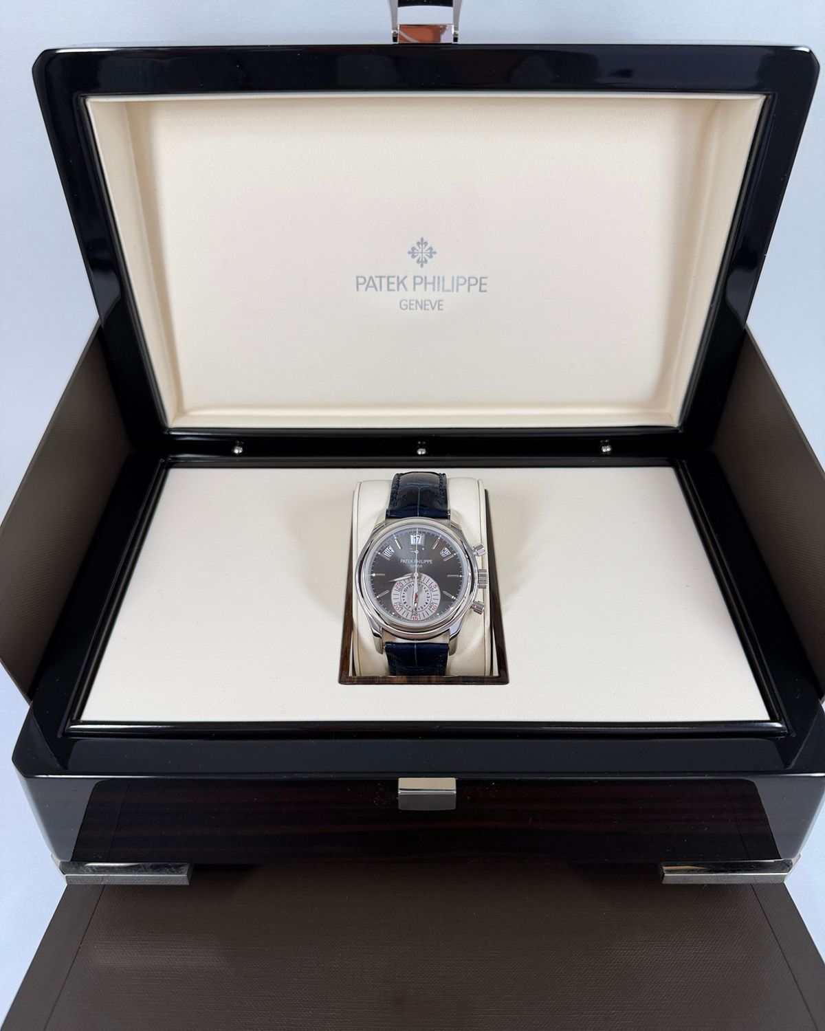 Patek Philippe 5960P-001