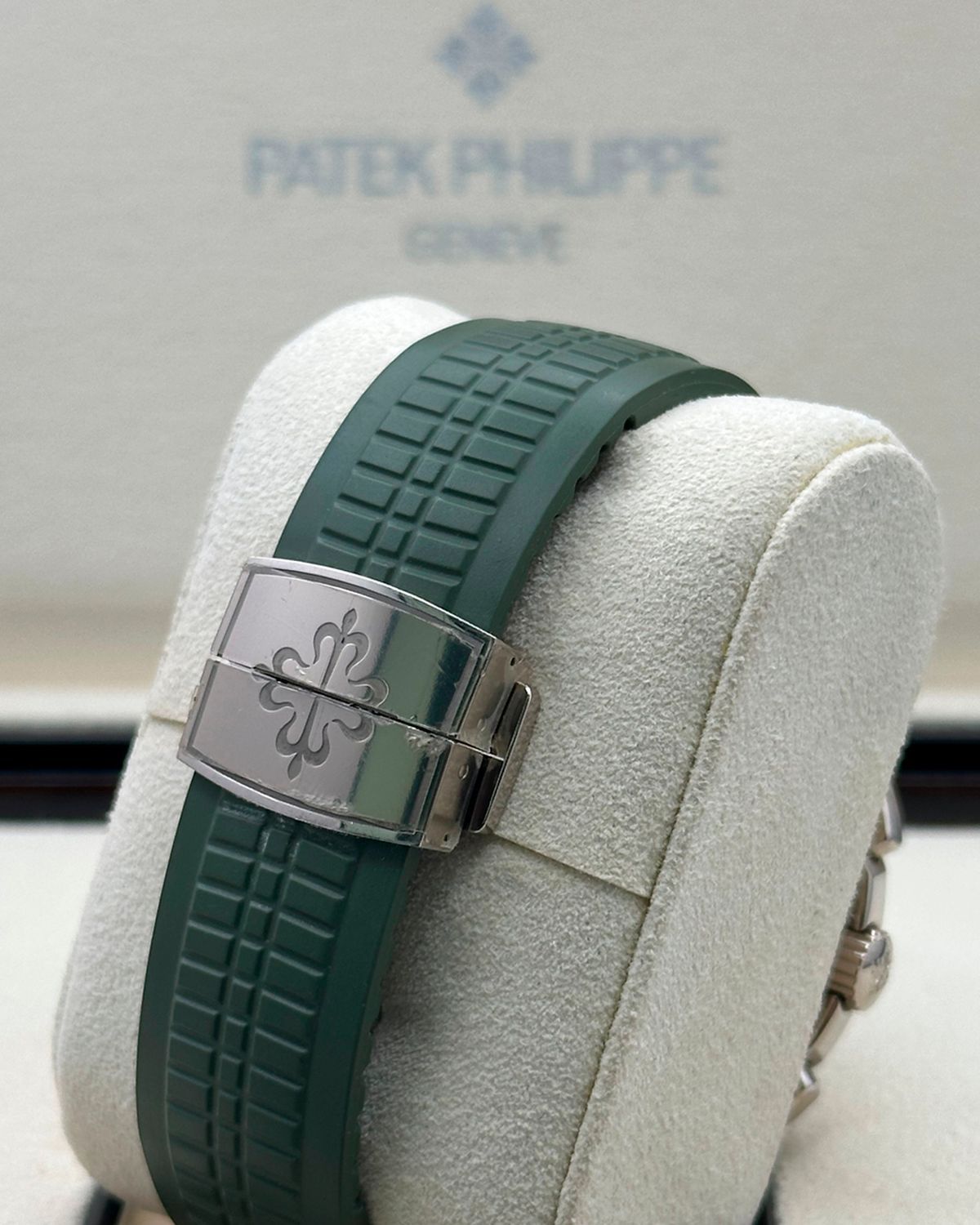 Patek Philippe 5968G-001