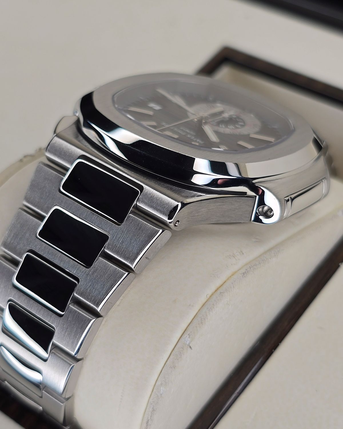 Patek Philippe 5980/1A-001