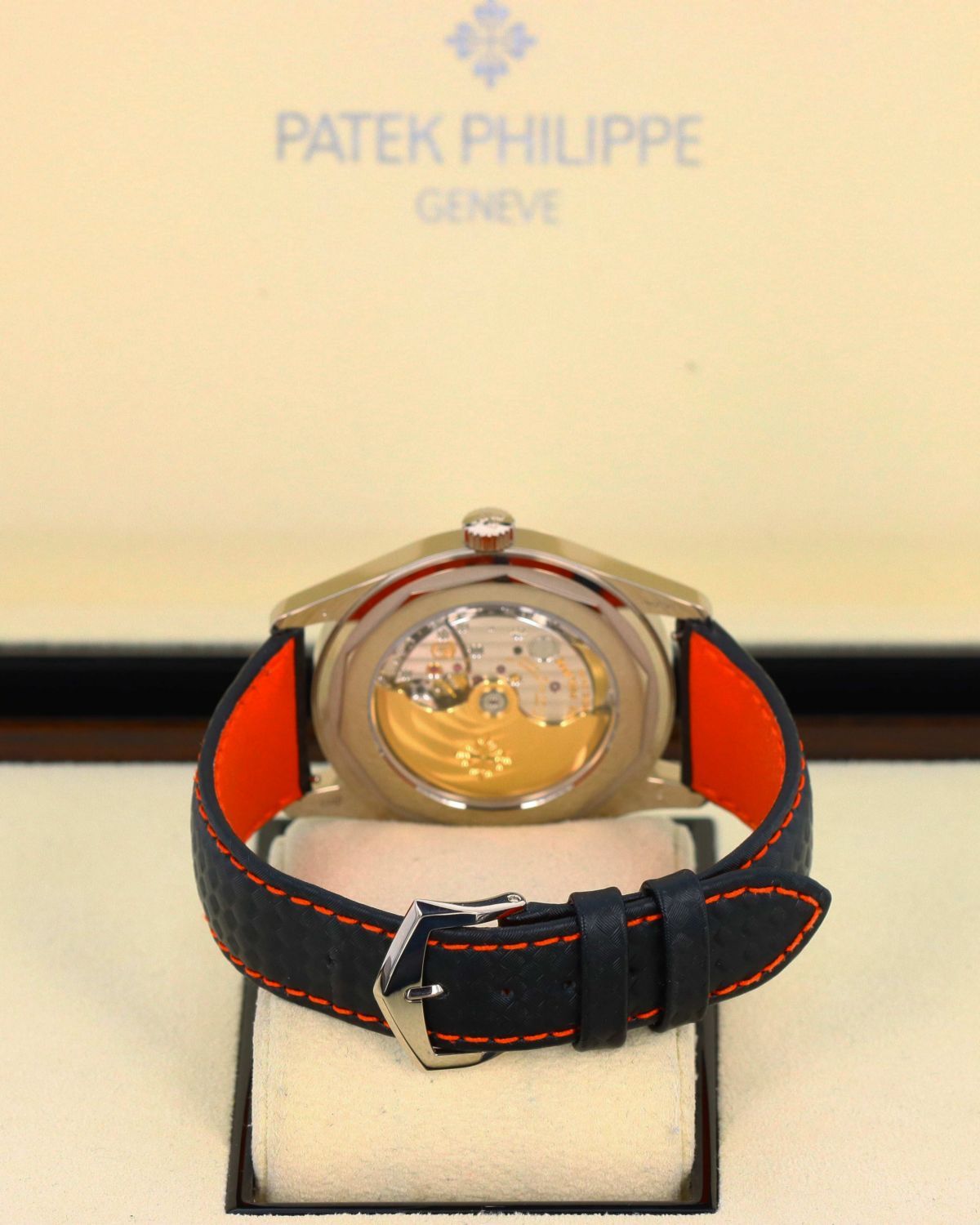 Patek Philippe 6007G-010