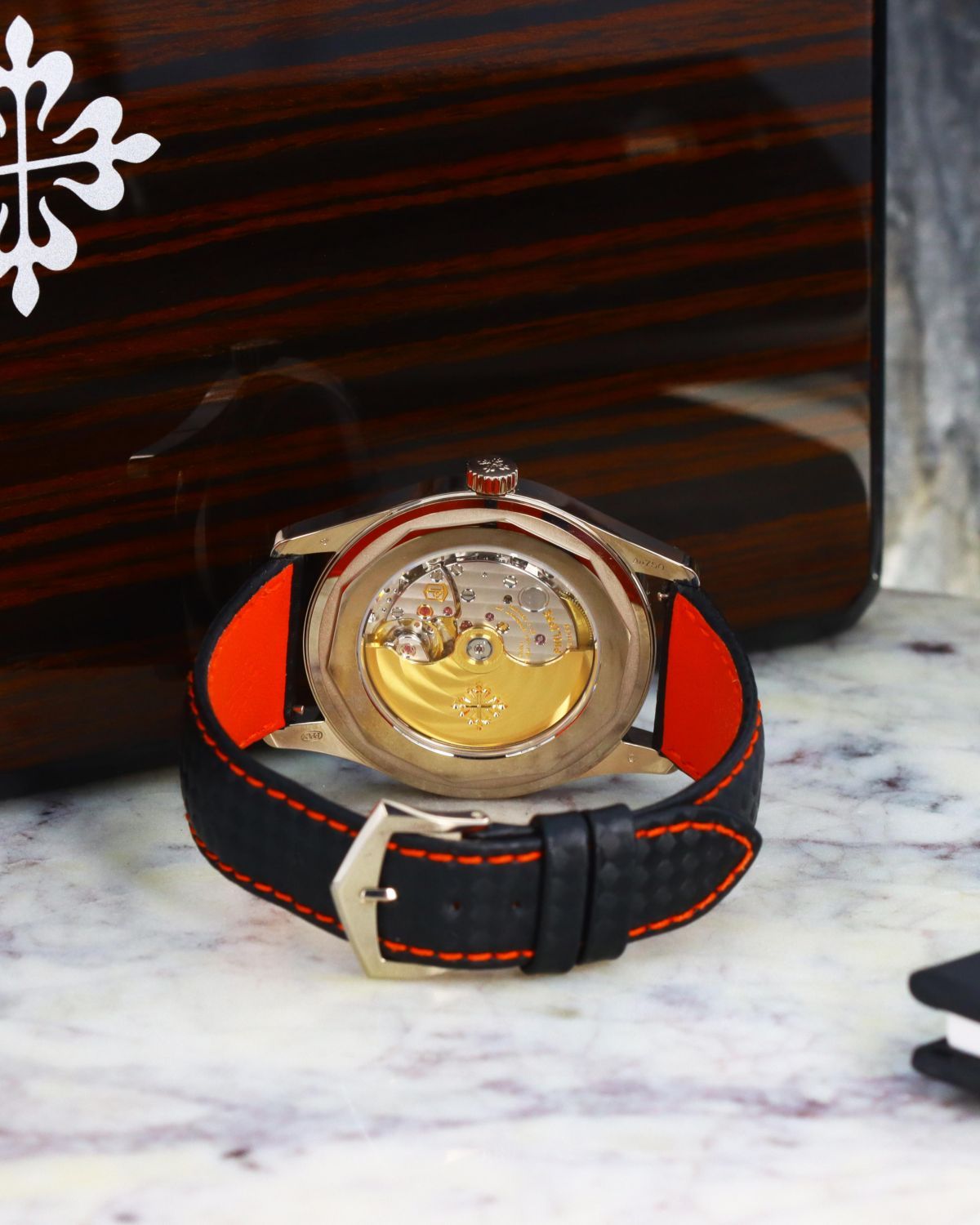 Patek Philippe 6007G-010
