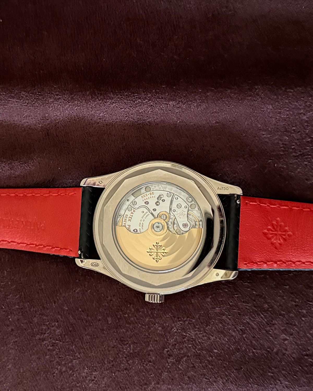 Patek Philippe 6007G-010