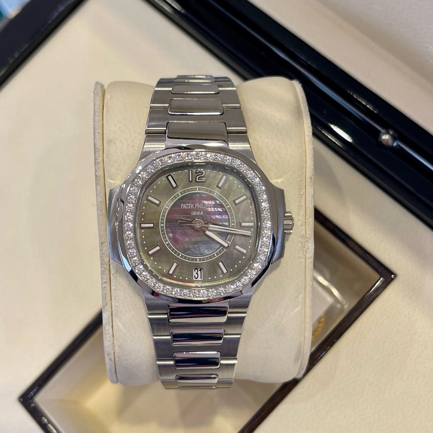 Patek Philippe 7008/1A-012