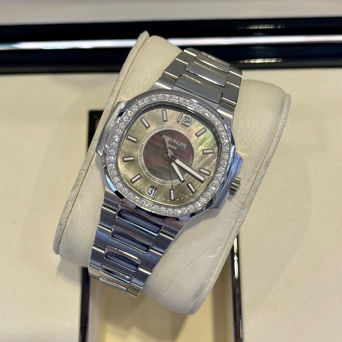Patek Philippe 7008/1A-012