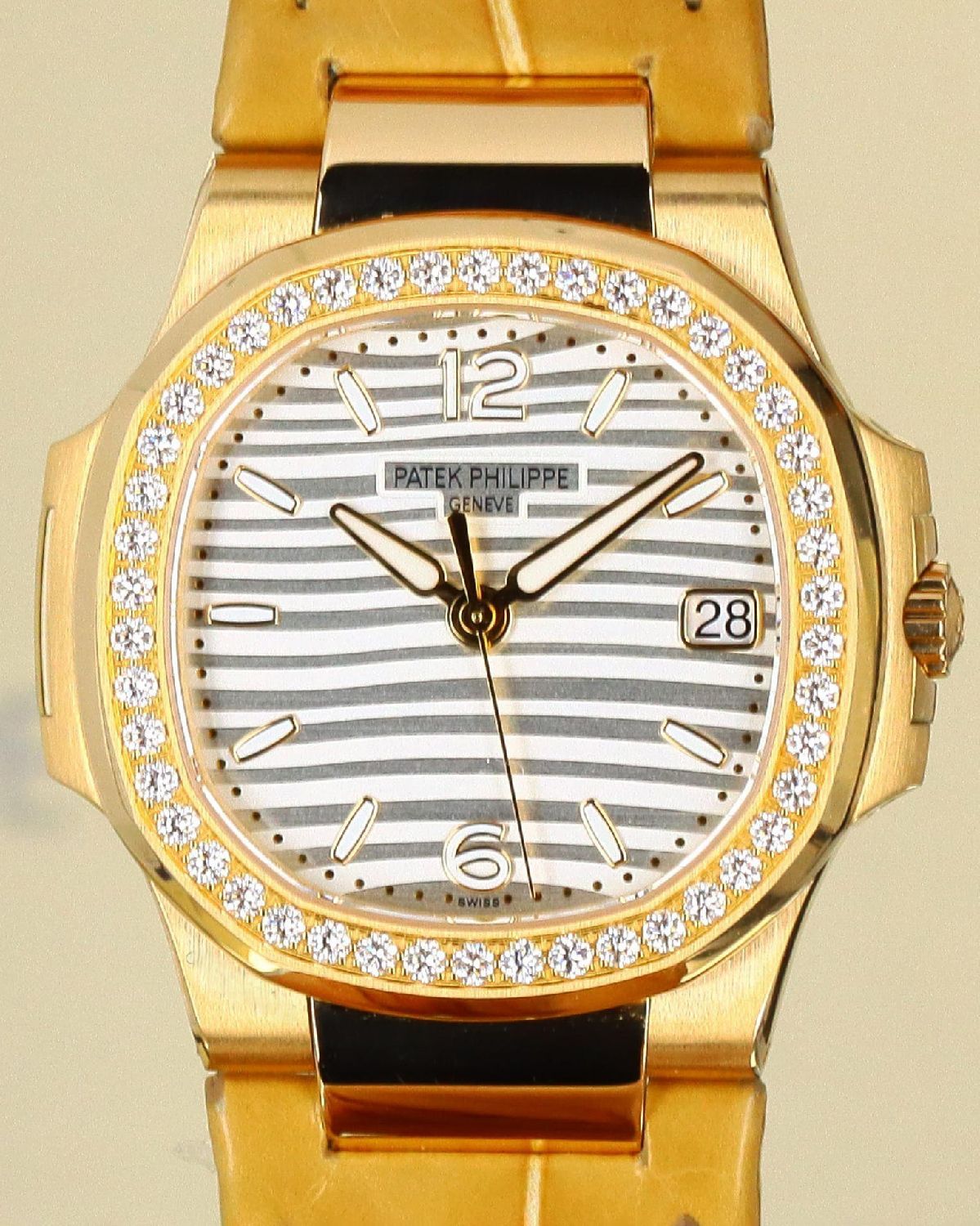 Patek Philippe 7010R-011