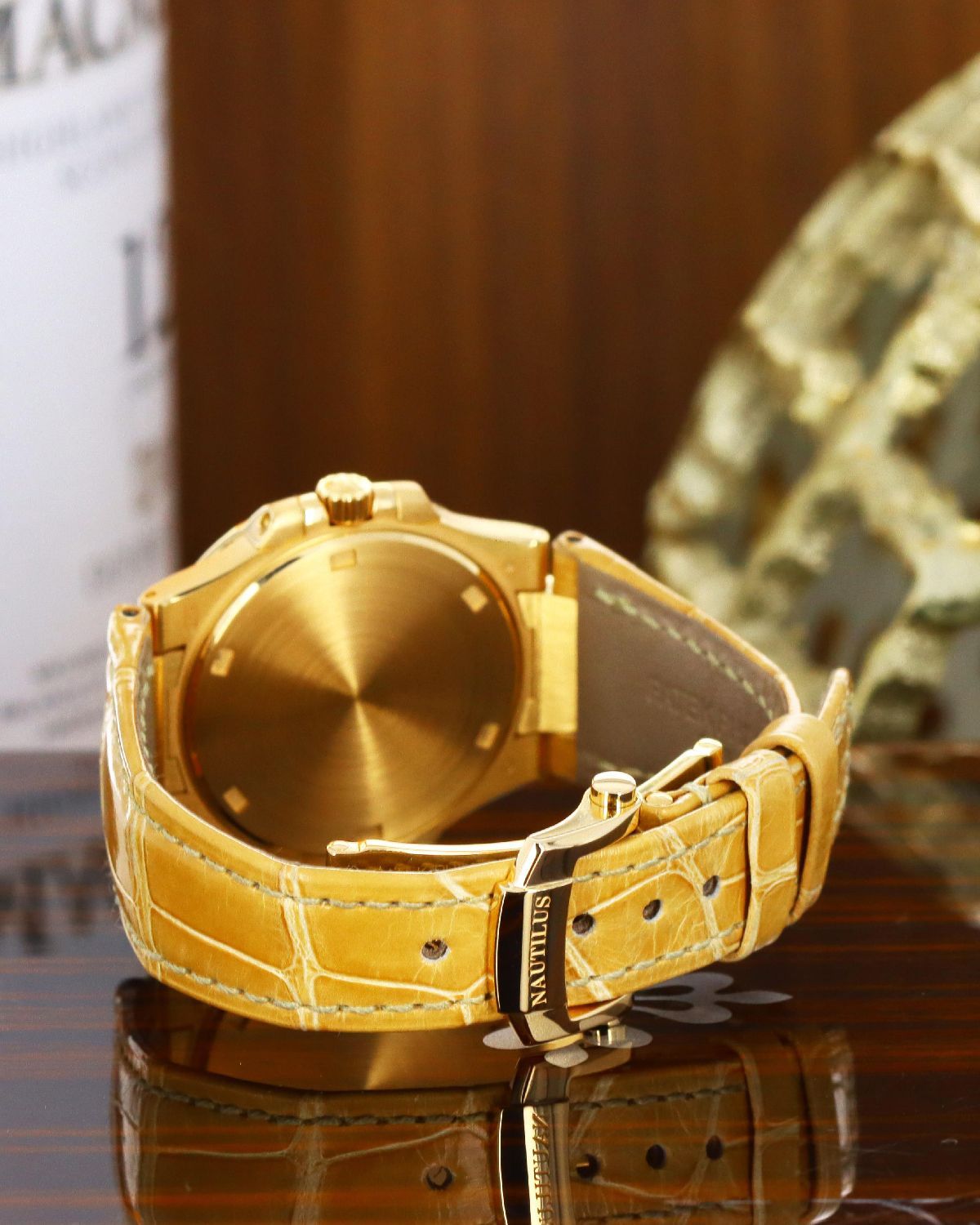 Patek Philippe 7010R-011
