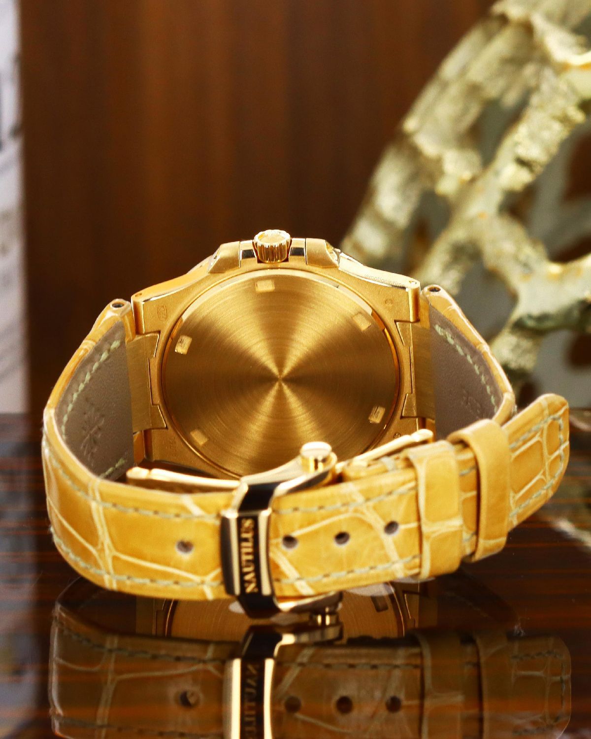 Patek Philippe 7010R-011