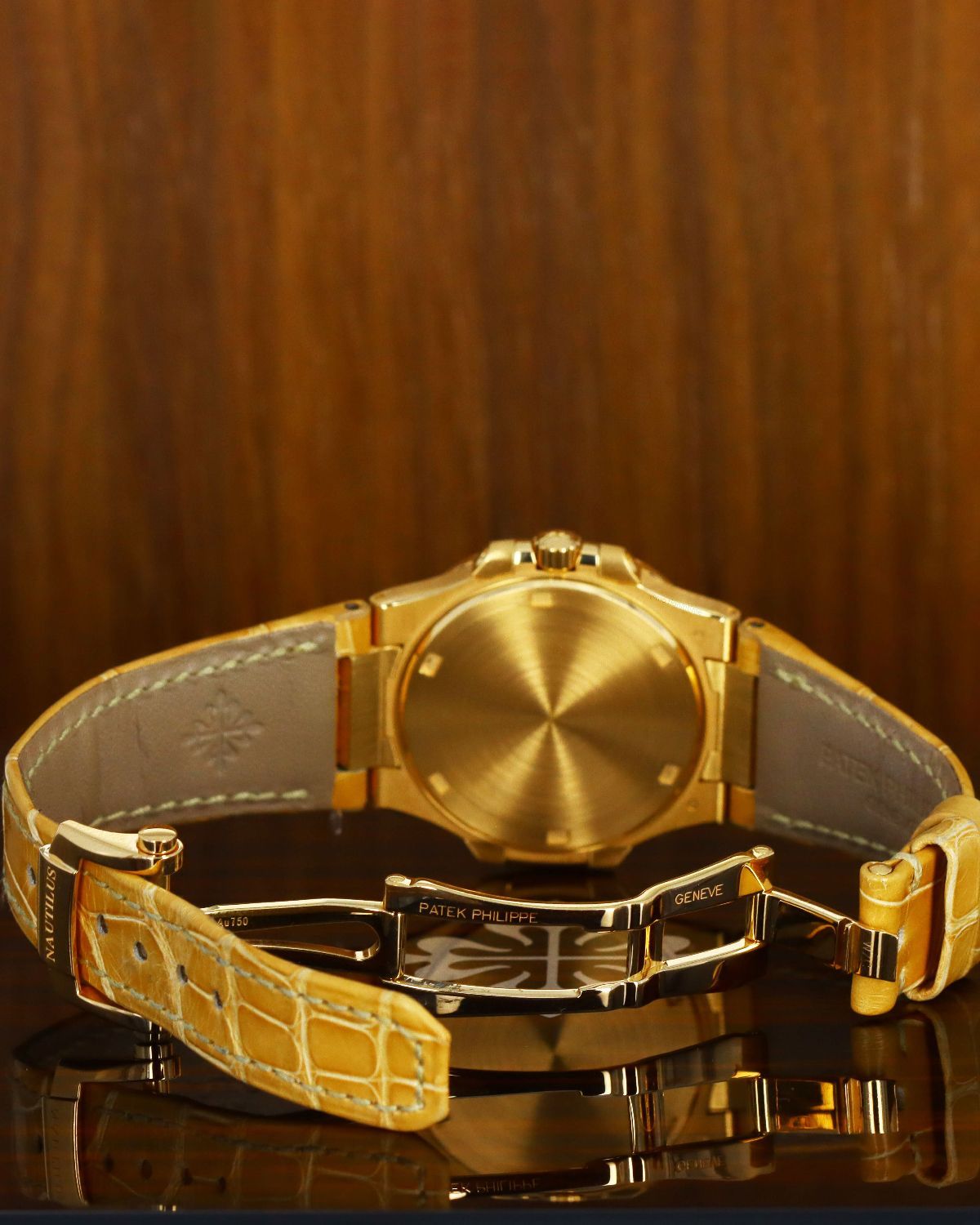 Patek Philippe 7010R-011