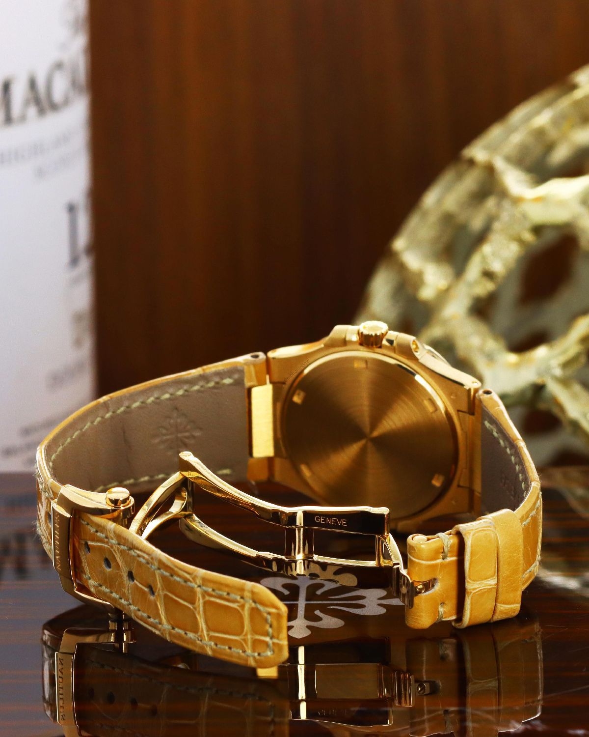 Patek Philippe 7010R-011