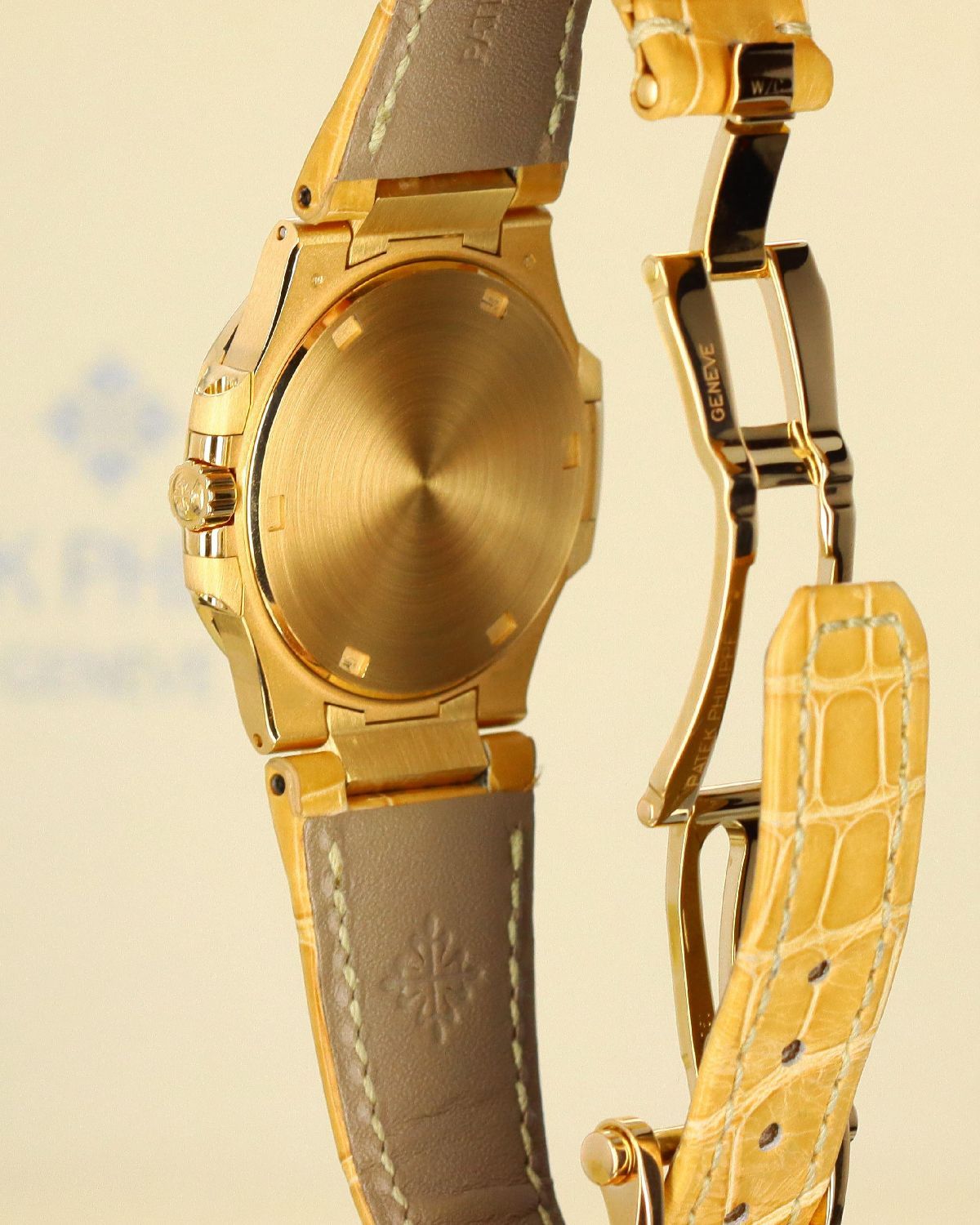 Patek Philippe 7010R-011