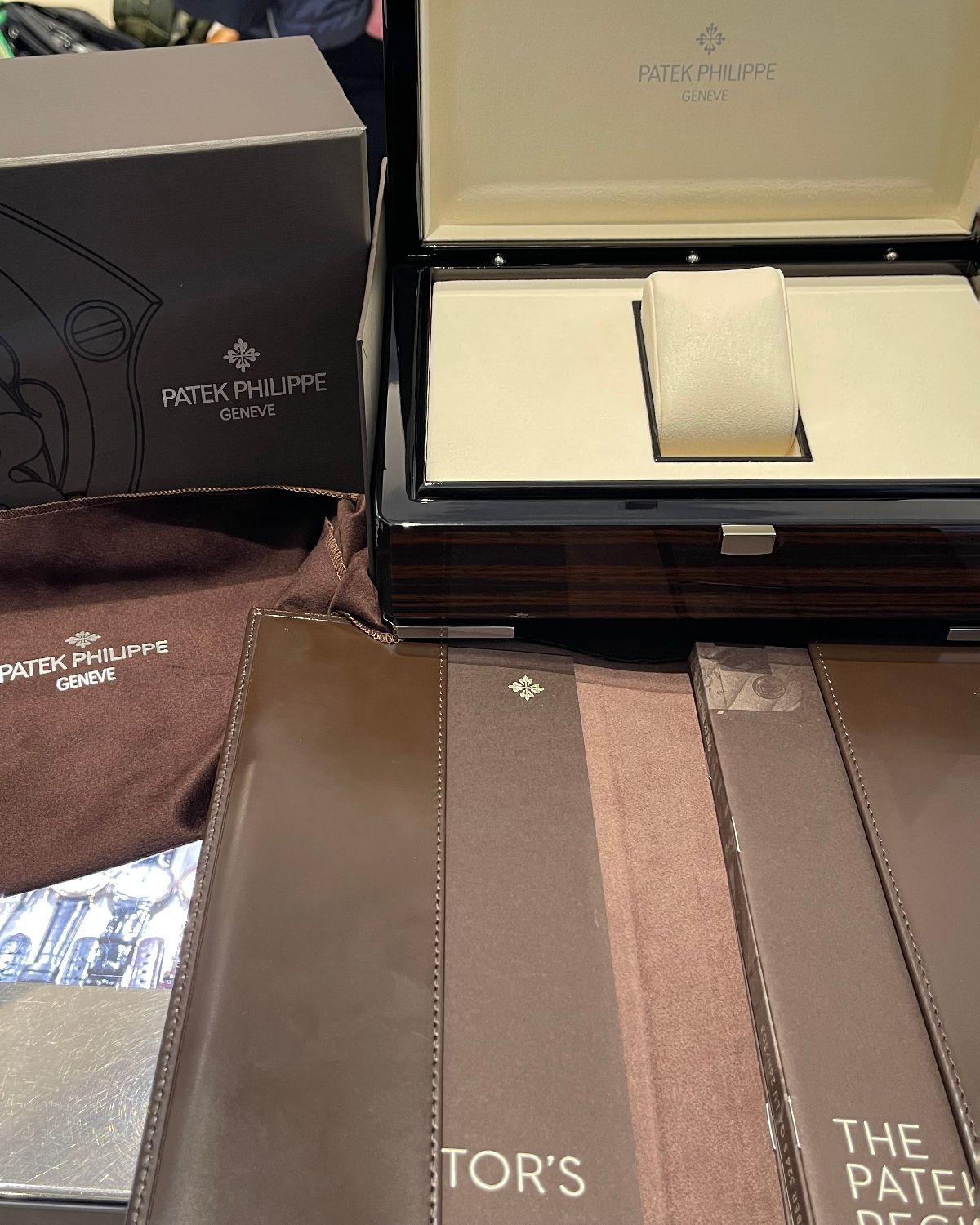 Patek Philippe 7010R-011