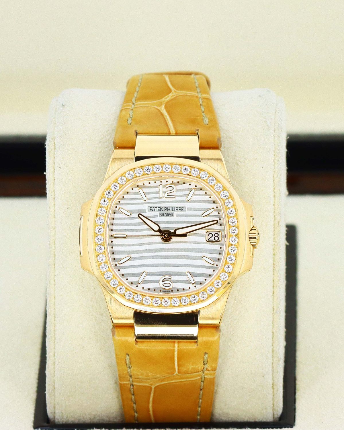 Patek Philippe 7010R-011