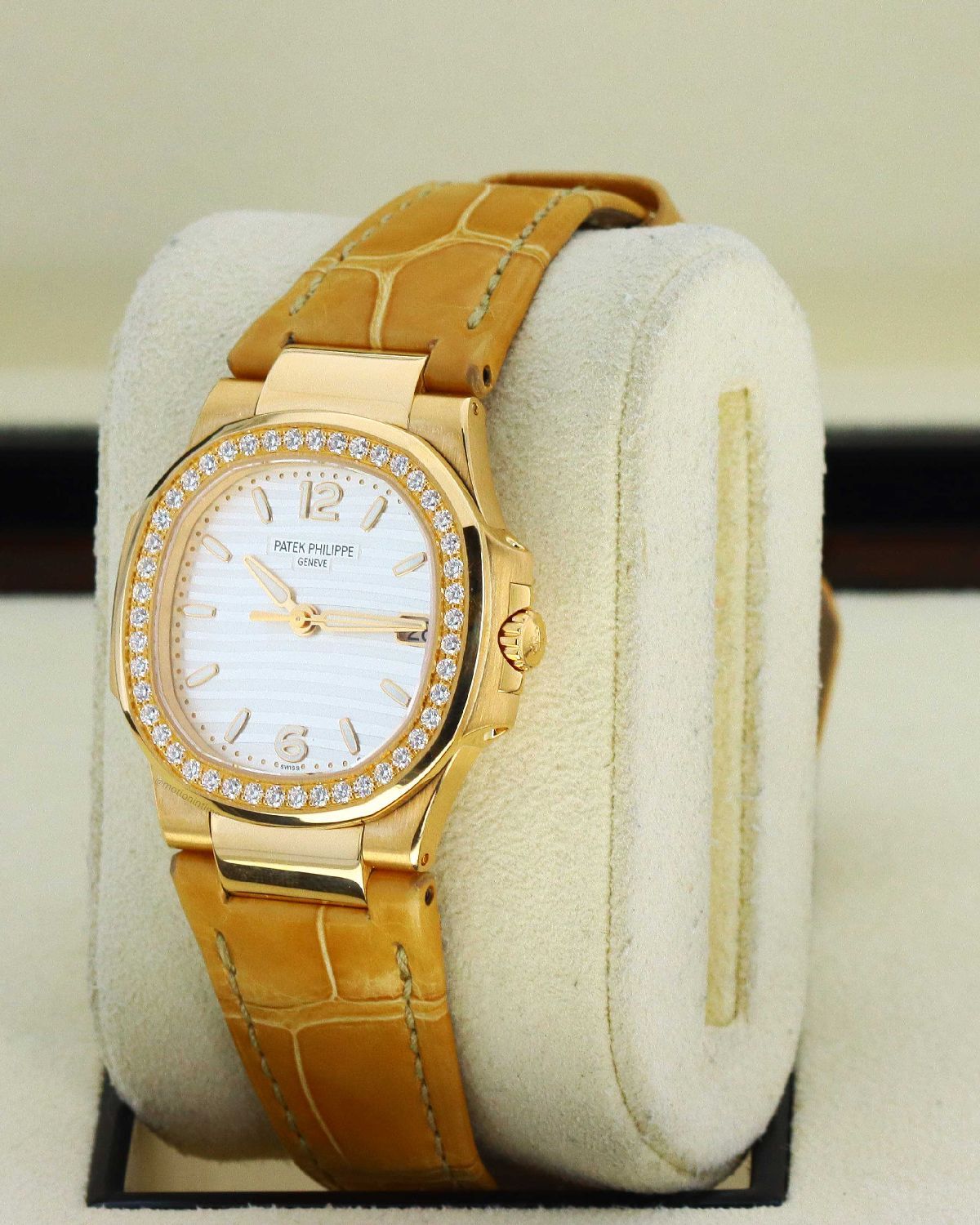 Patek Philippe 7010R-011