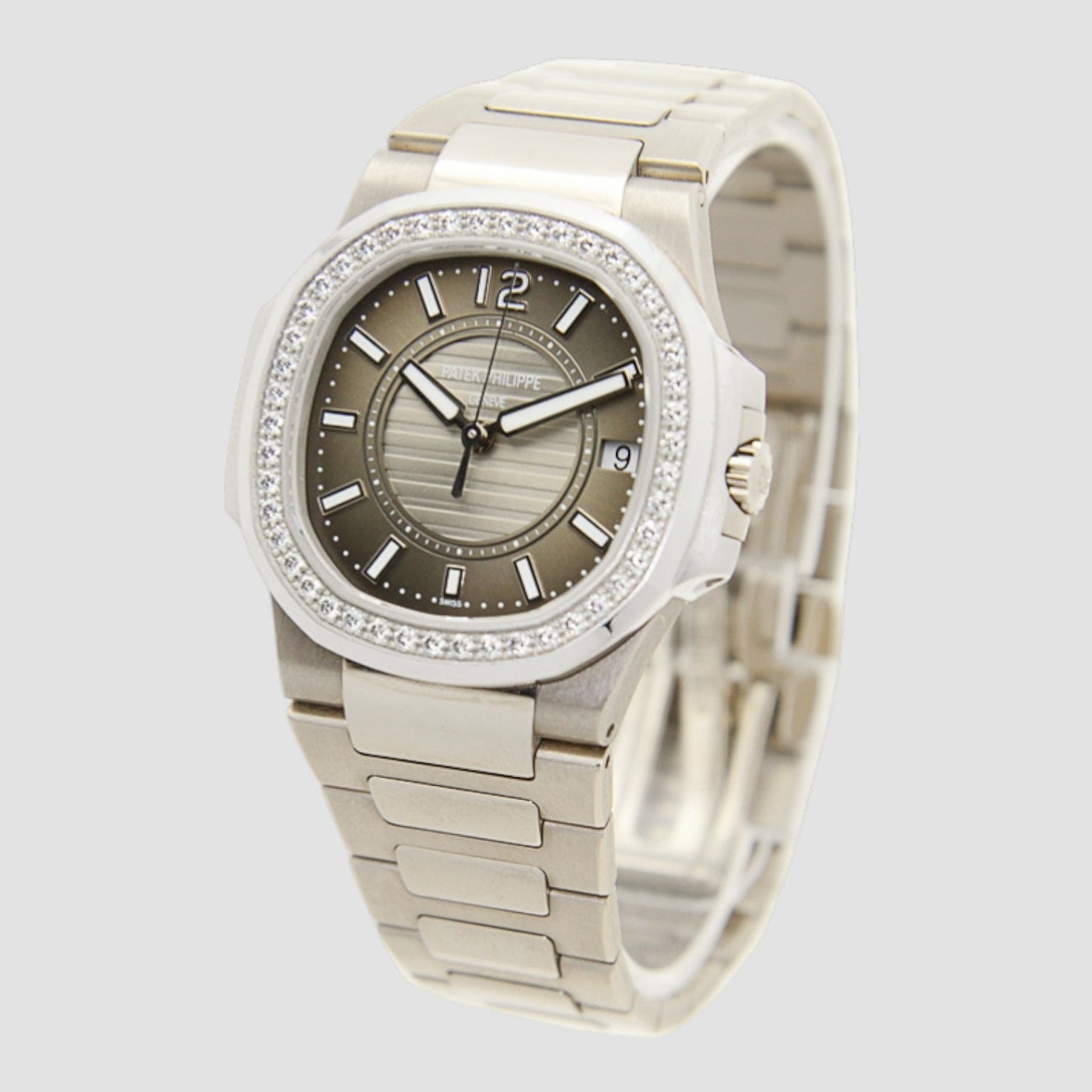 Patek Philippe 7010/1G-010