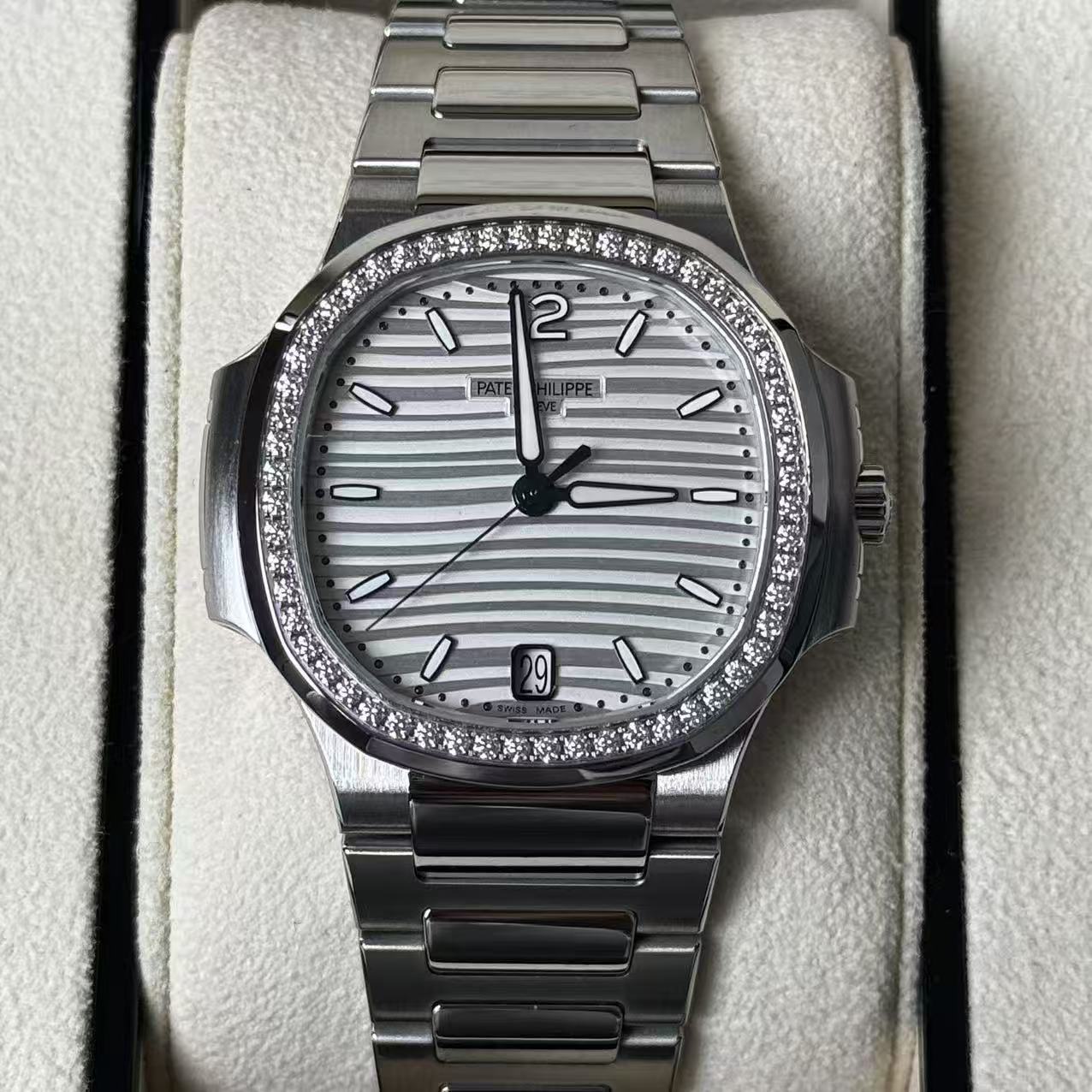 Patek Philippe 7118/1200A-010