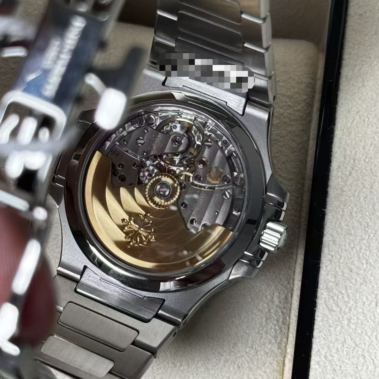 Patek Philippe 7118/1200A-010