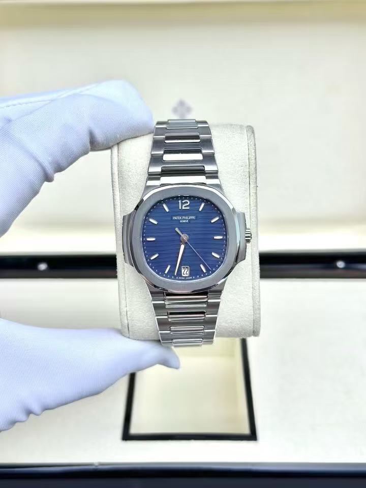 Patek Philippe 7118/1A-001