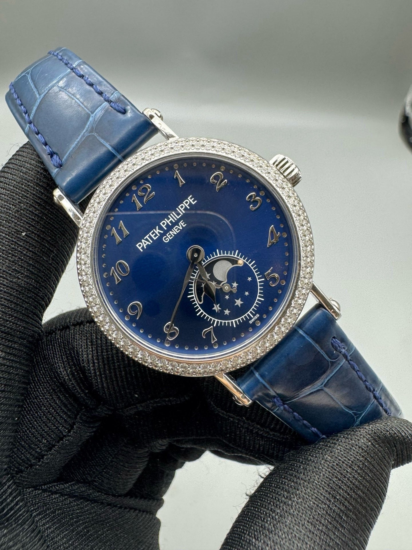 Patek Philippe 7121/200G-001